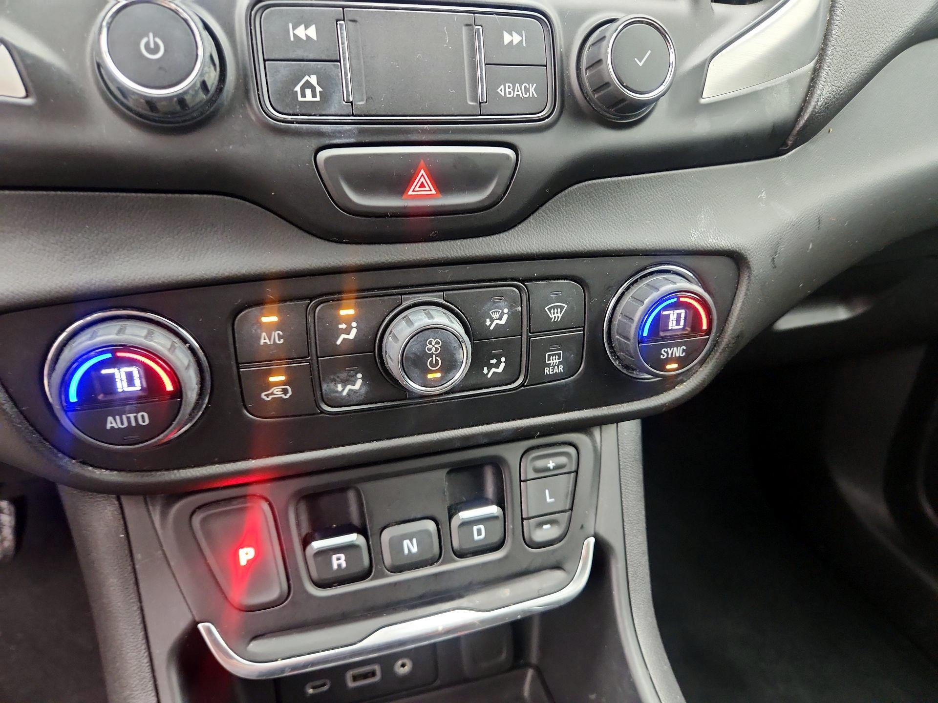 Thumbnail: 2021 GMC Terrain - 17