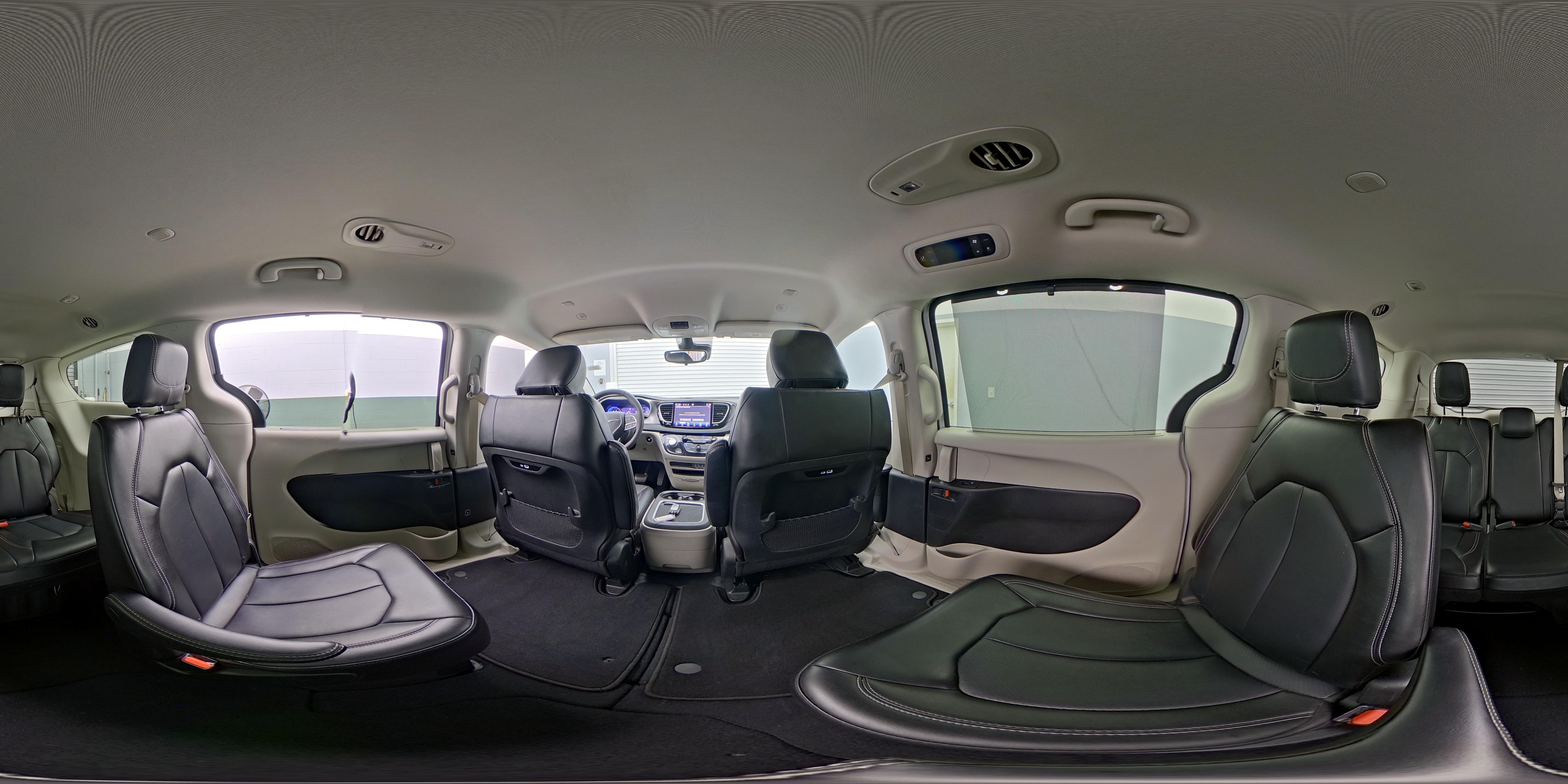 2024 Chrysler Pacifica Touring L - Photo 25
