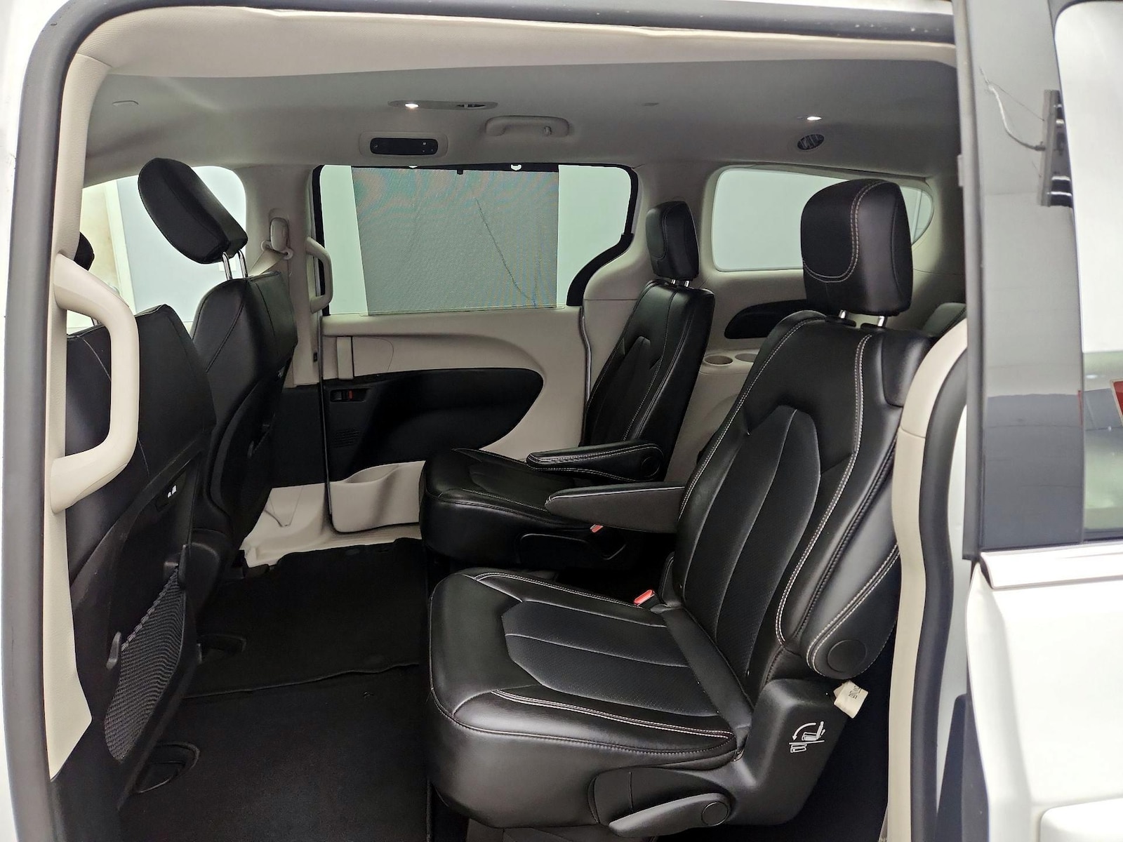 2024 Chrysler Pacifica Touring L - Photo 20