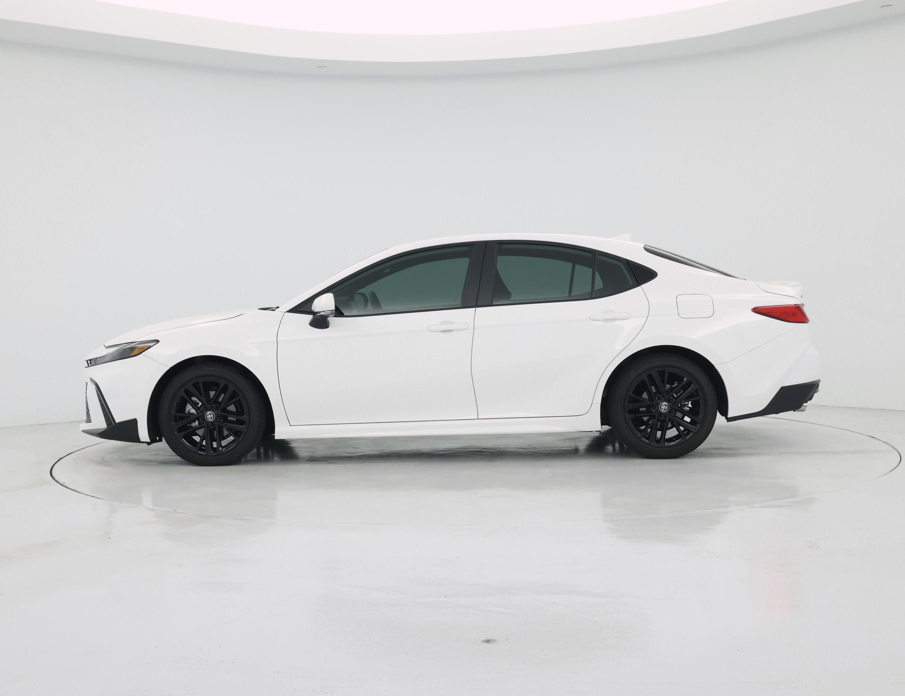 Thumbnail: 2025 Toyota Camry - 3