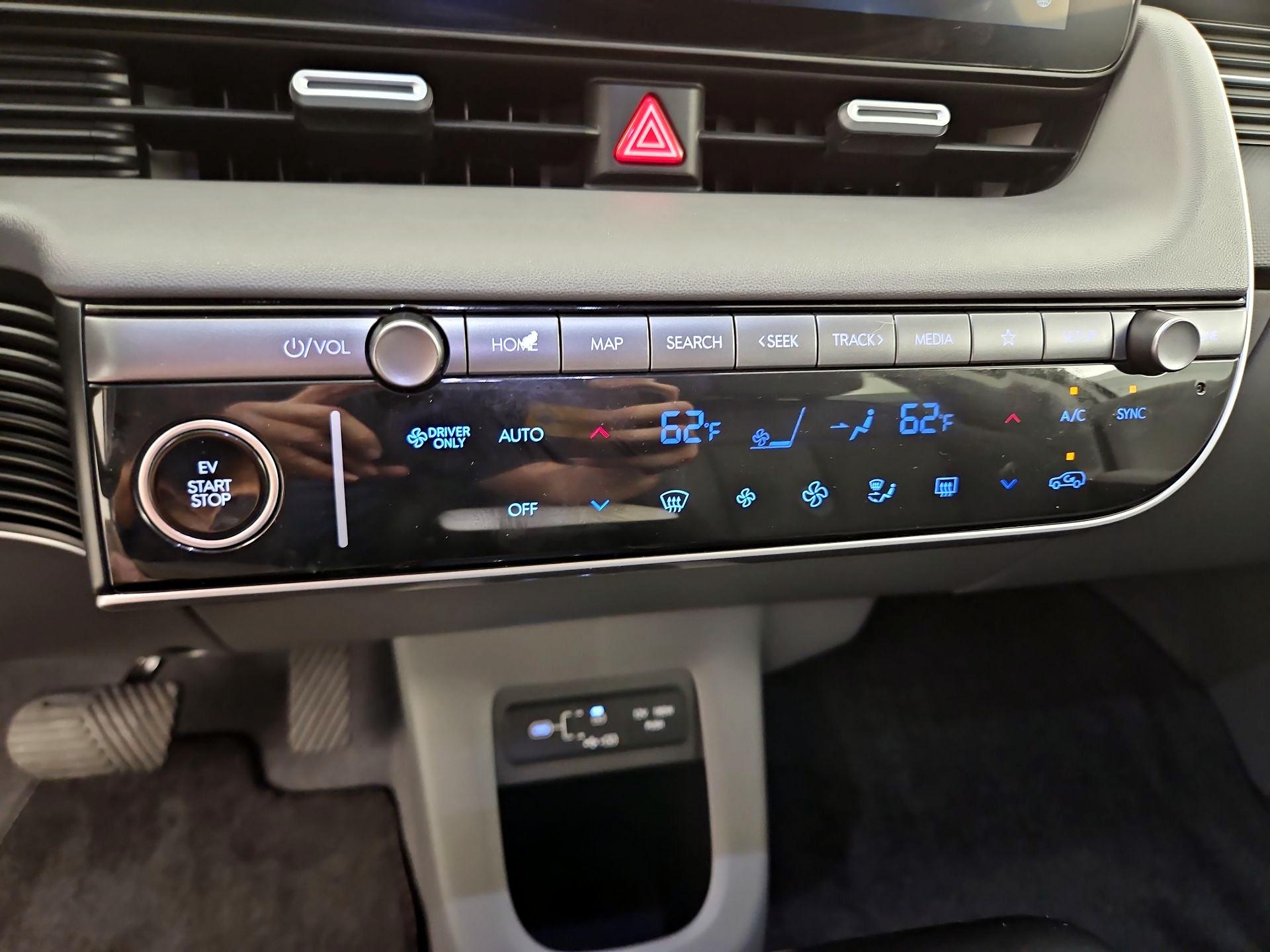 Thumbnail: 2025 Hyundai Ioniq 5 - 17
