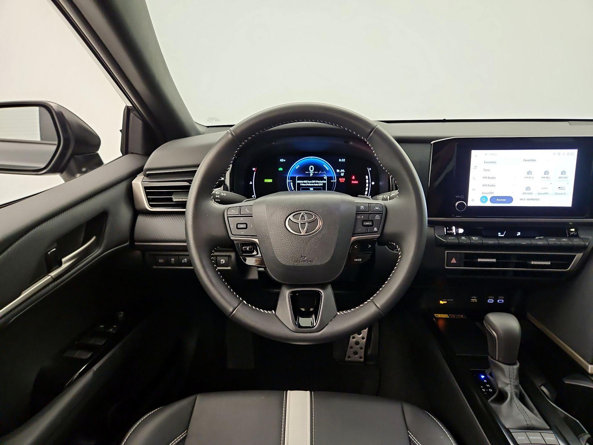 Thumbnail: 2025 Toyota Camry - 10