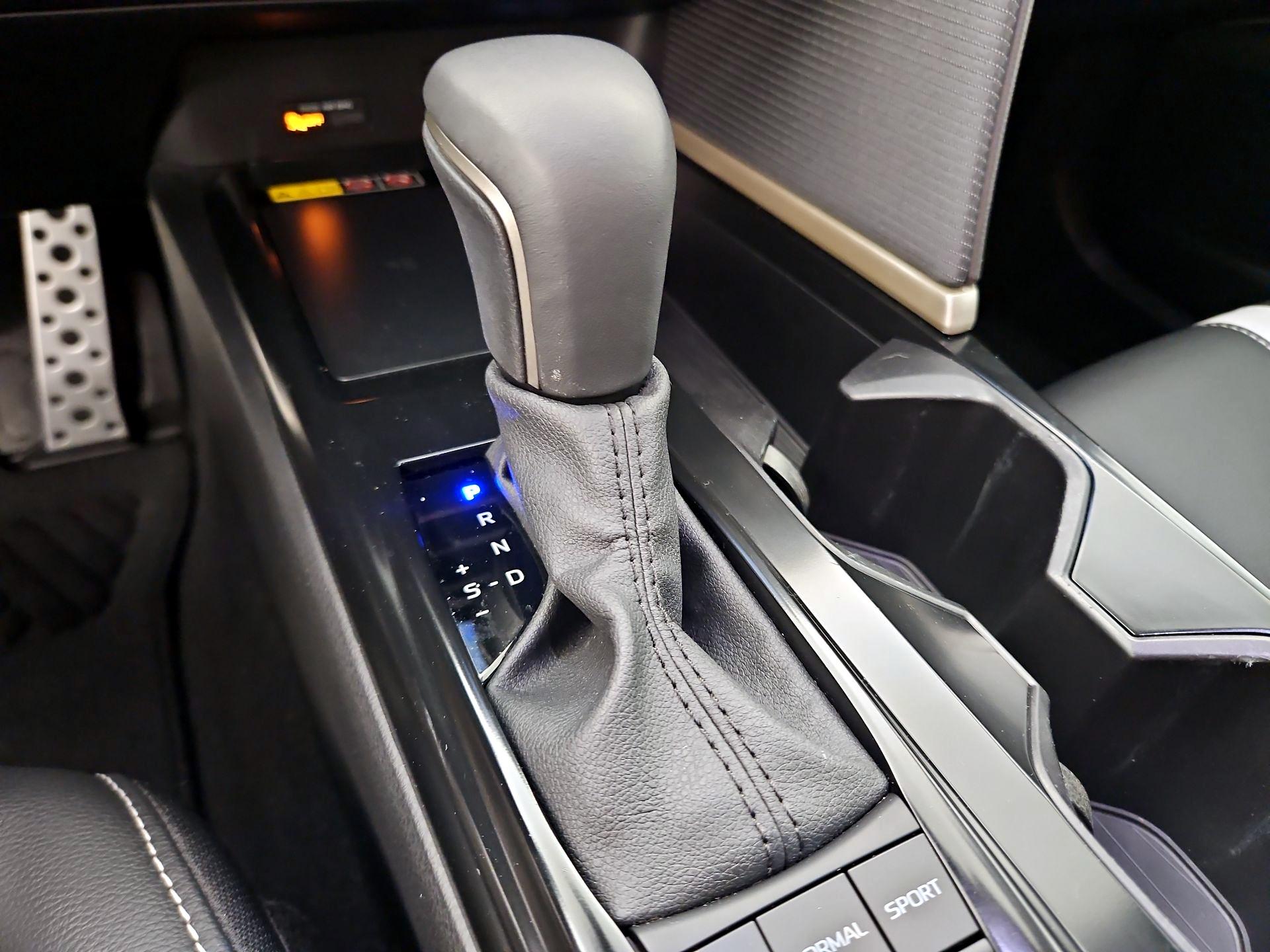 Thumbnail: 2025 Toyota Camry - 17