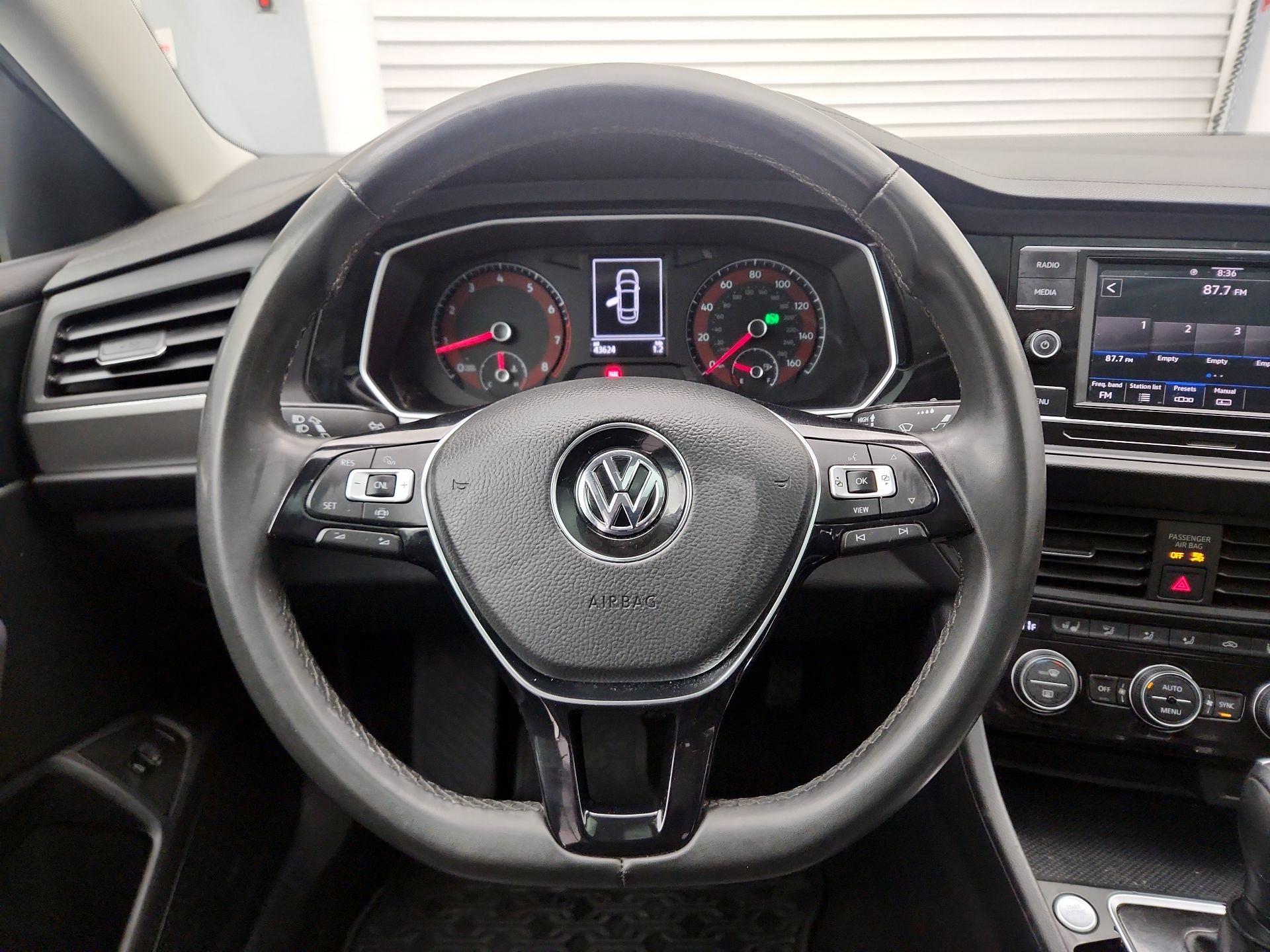 Thumbnail: 2020 Volkswagen Jetta - 10
