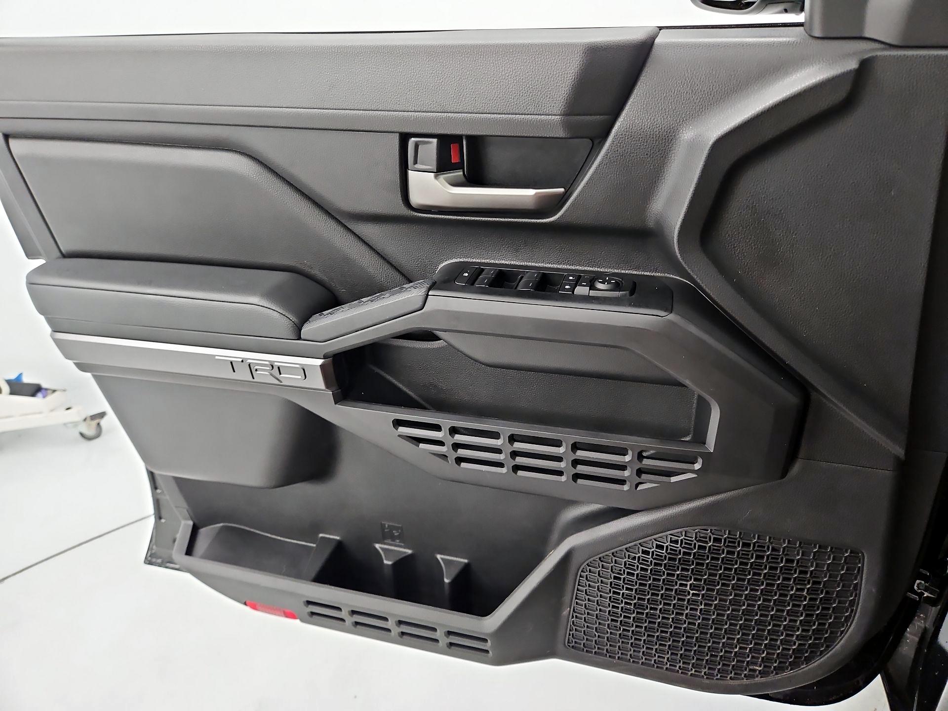 Thumbnail: 2025 Toyota Tacoma - 12