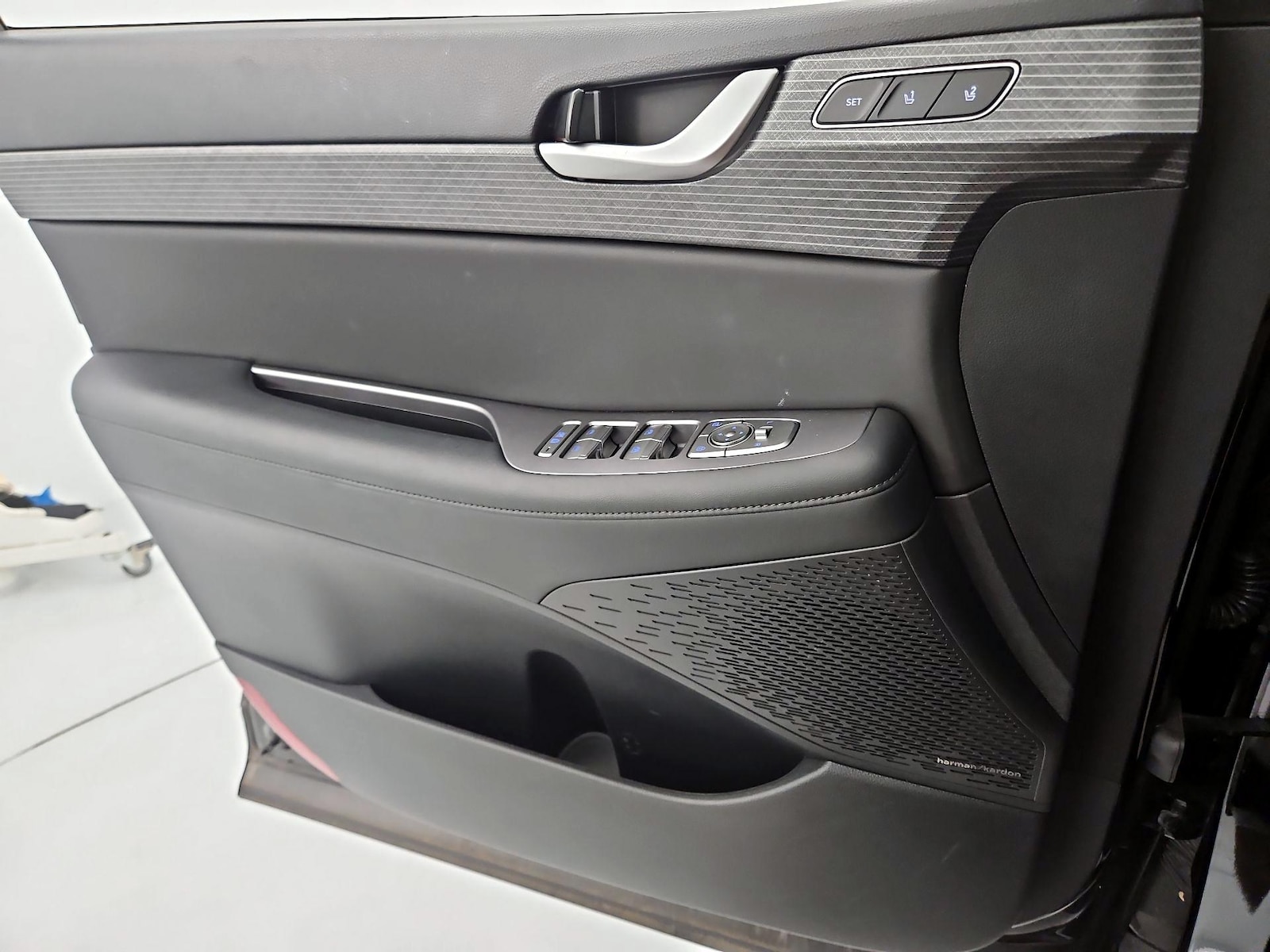 2024 Hyundai Palisade Limited - Photo 13