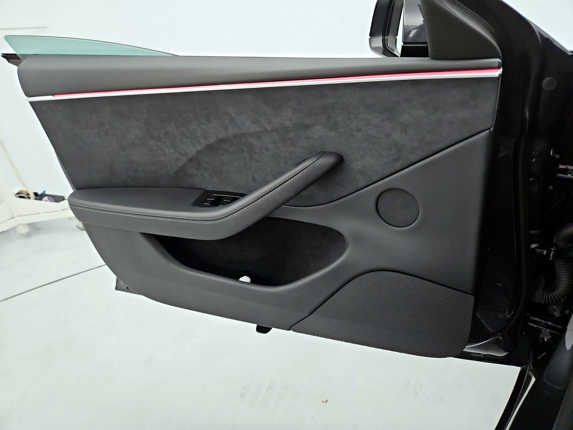 Thumbnail: 2024 Tesla Model 3 - 12