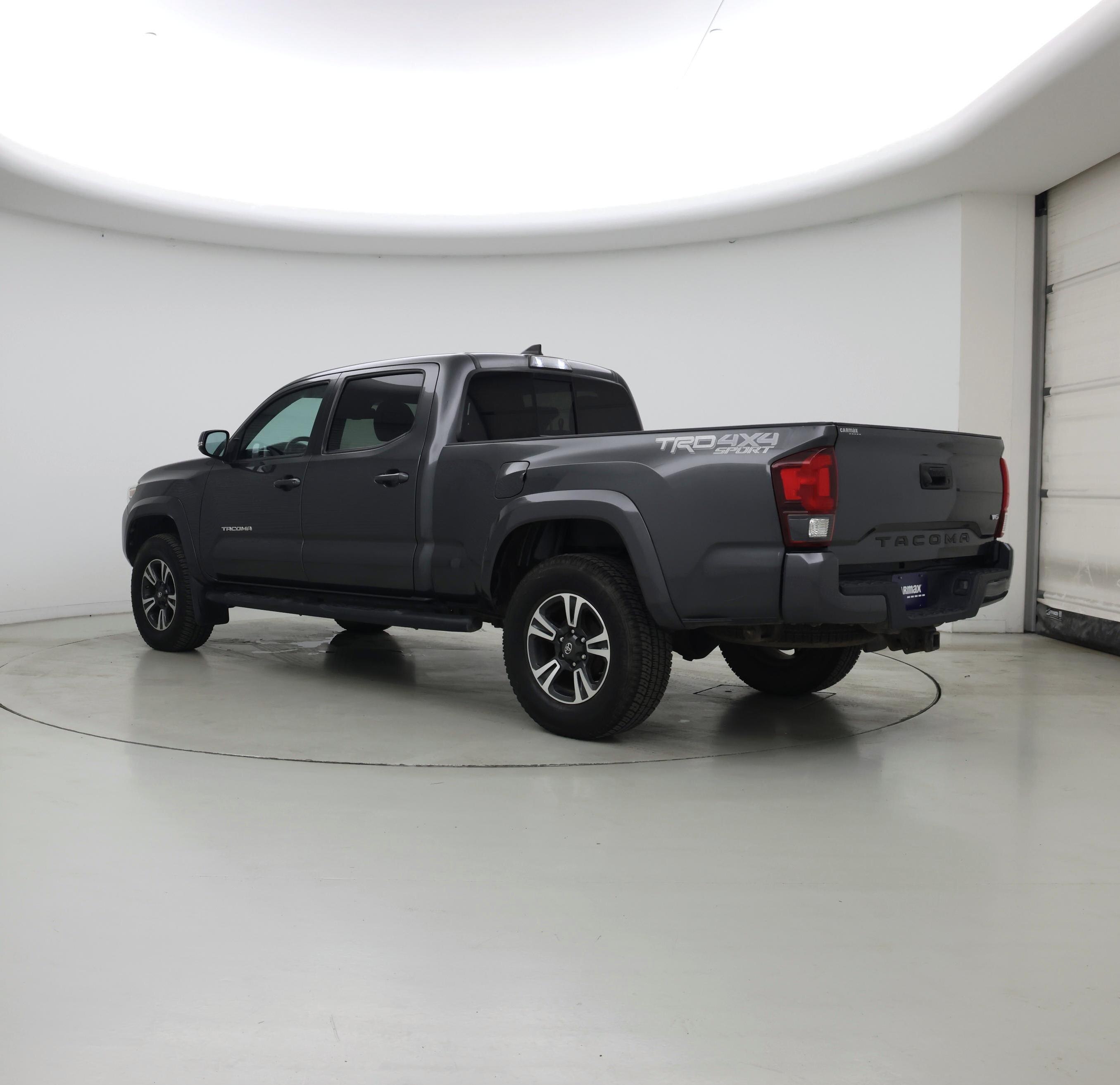 Thumbnail: 2019 Toyota Tacoma - 2