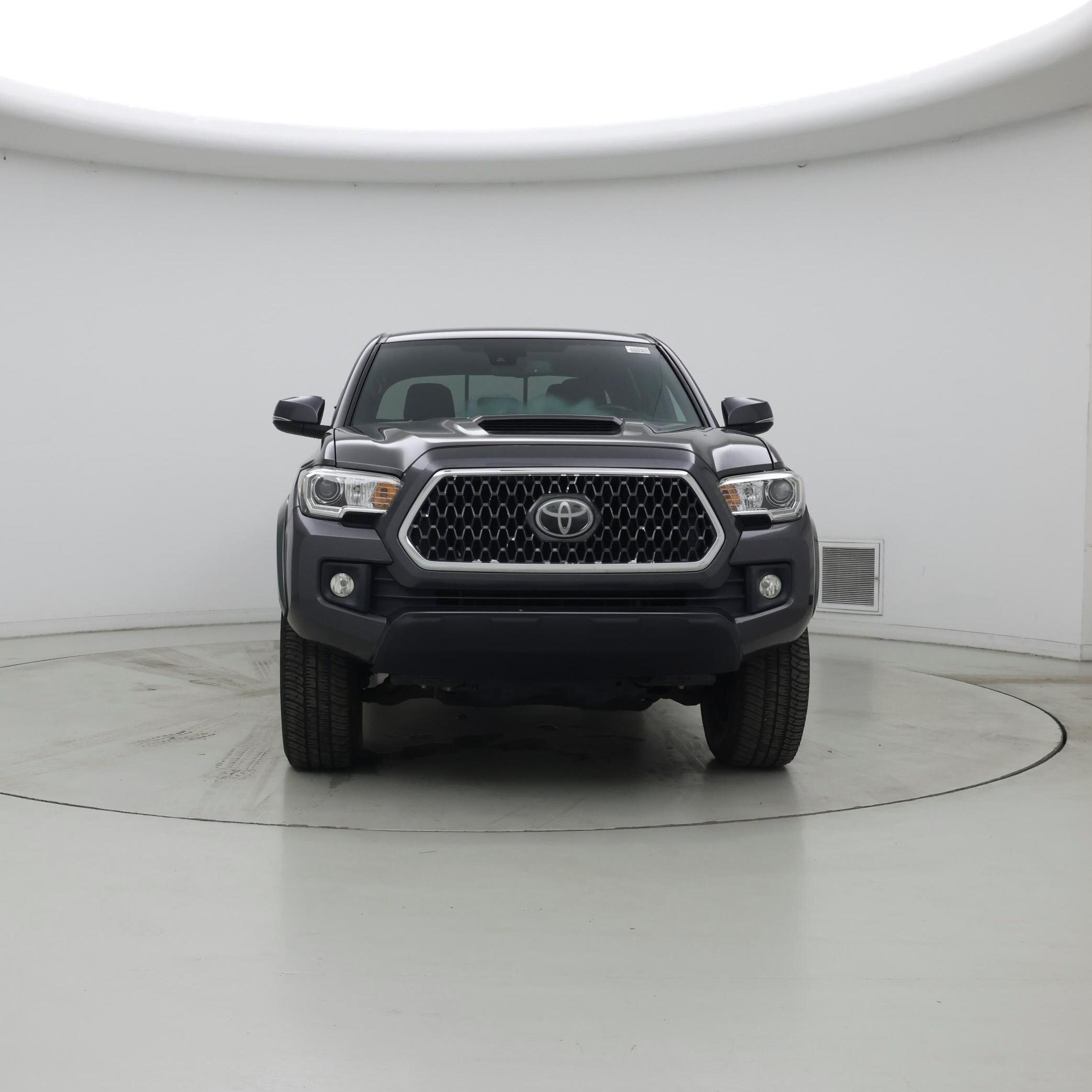 Thumbnail: 2019 Toyota Tacoma - 5