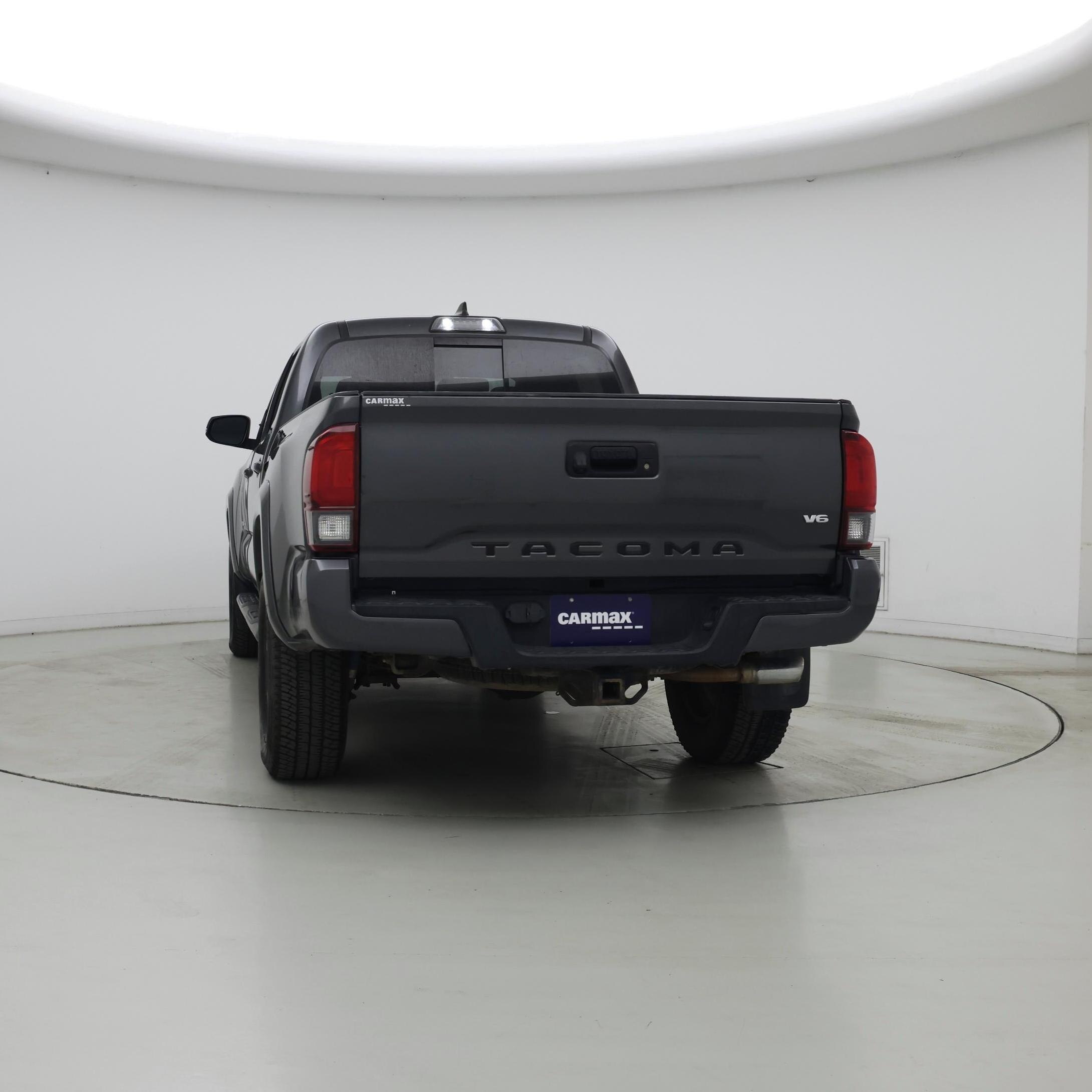 Thumbnail: 2019 Toyota Tacoma - 6