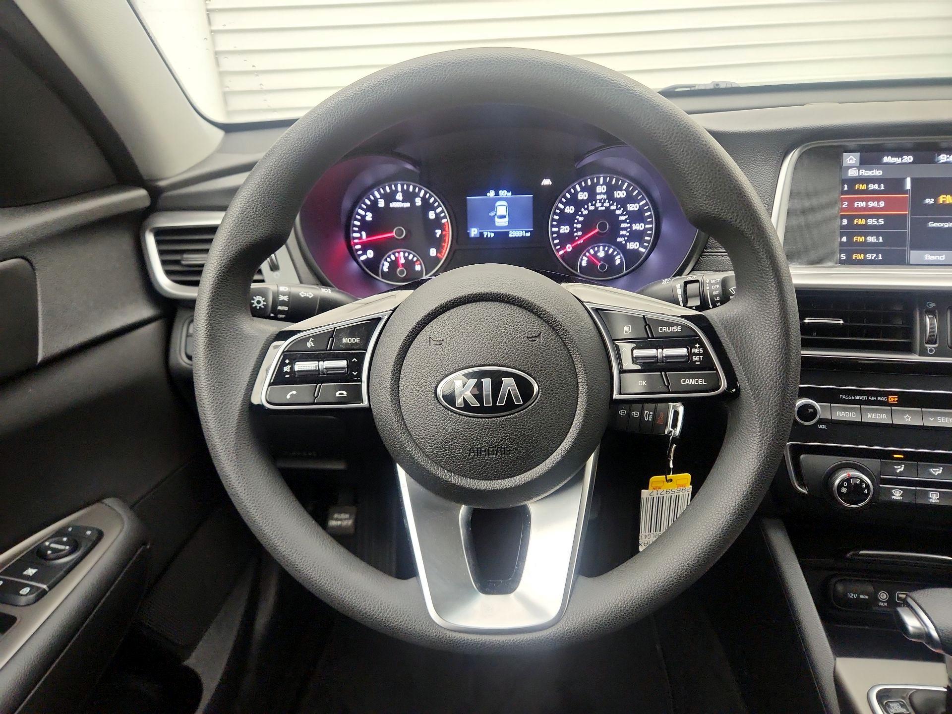 Thumbnail: 2020 Kia Optima - 10