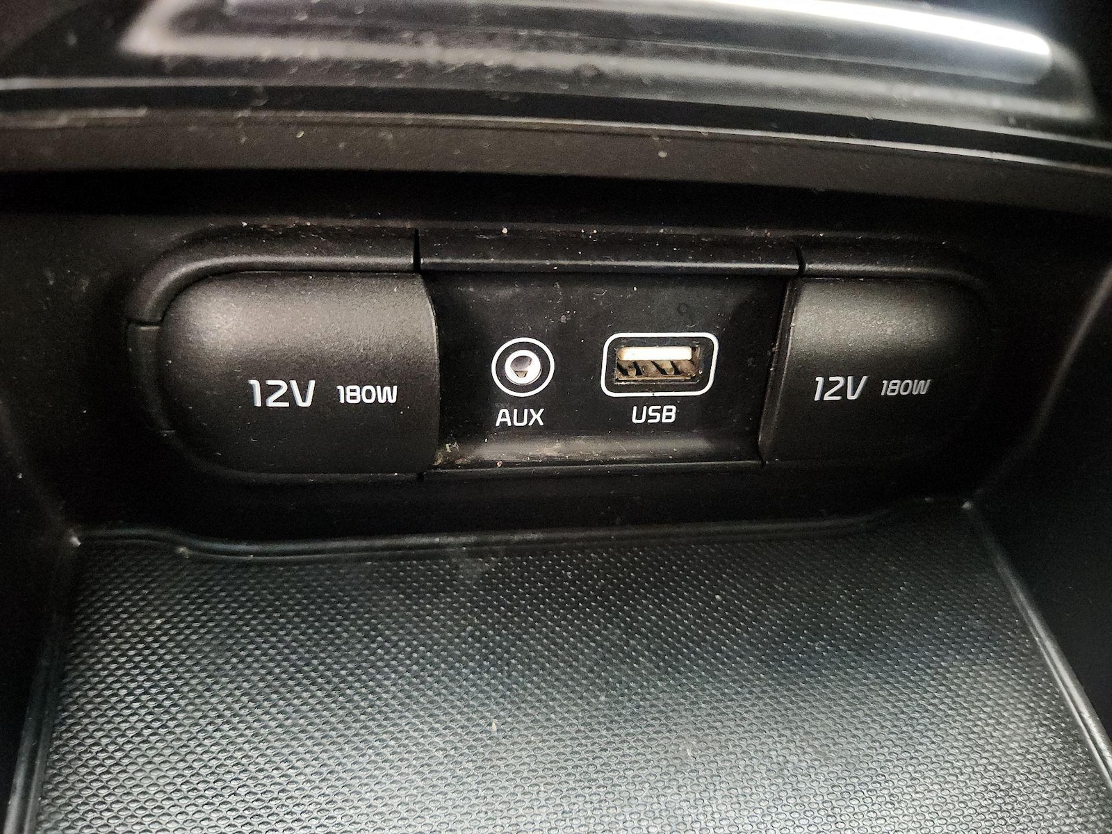 2020 Kia Optima LX - Photo 19