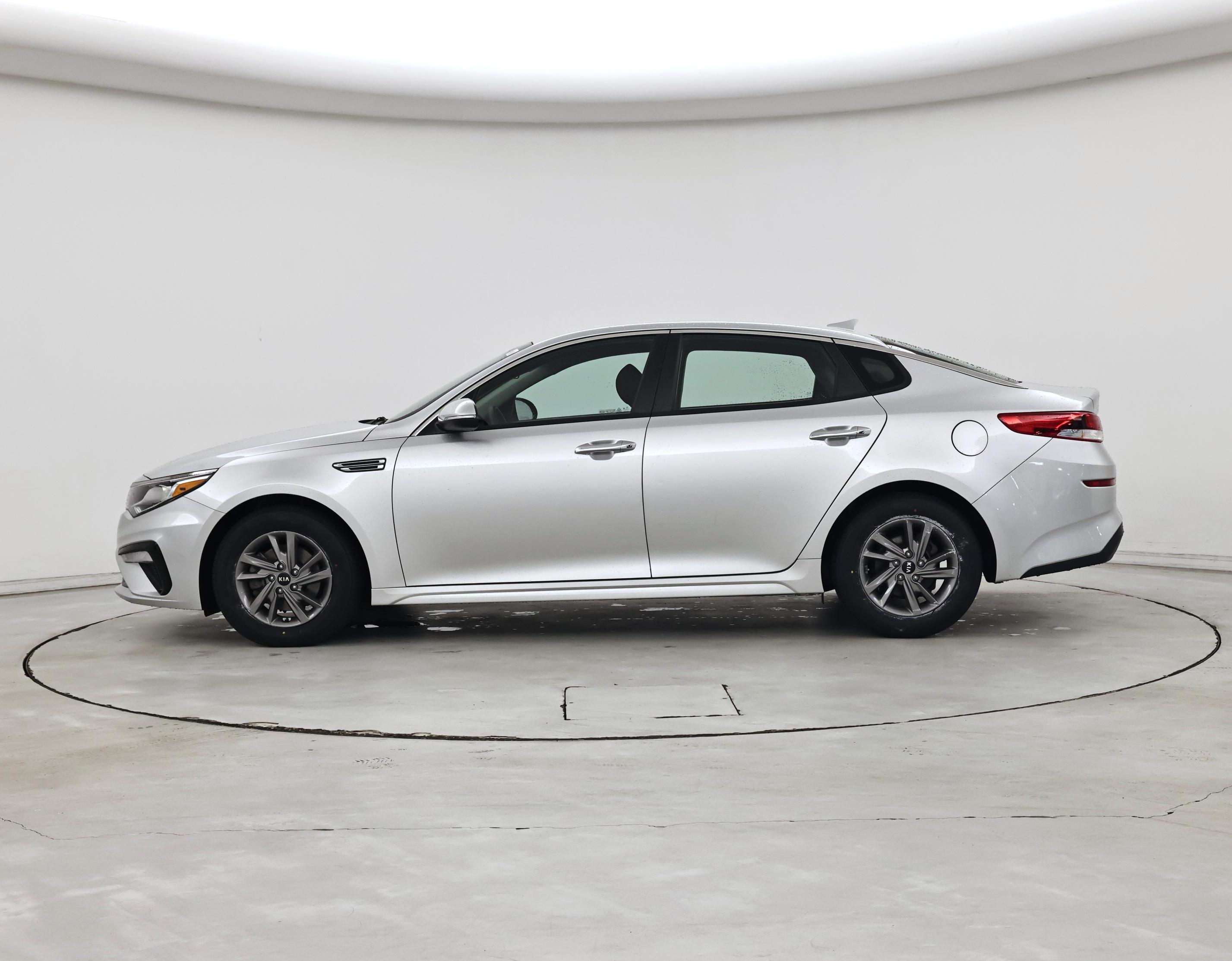 Thumbnail: 2020 Kia Optima - 3