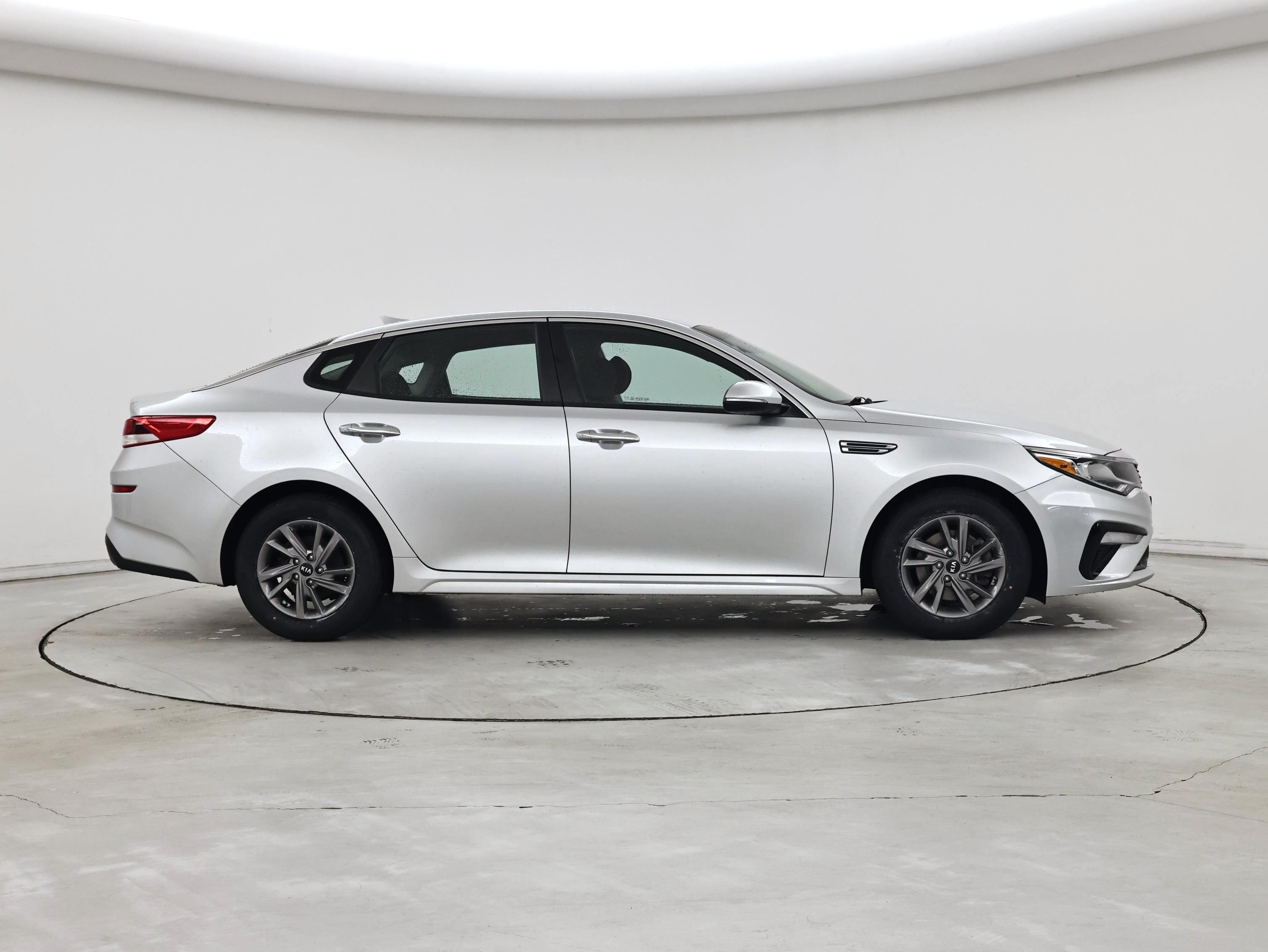 Thumbnail: 2020 Kia Optima - 7