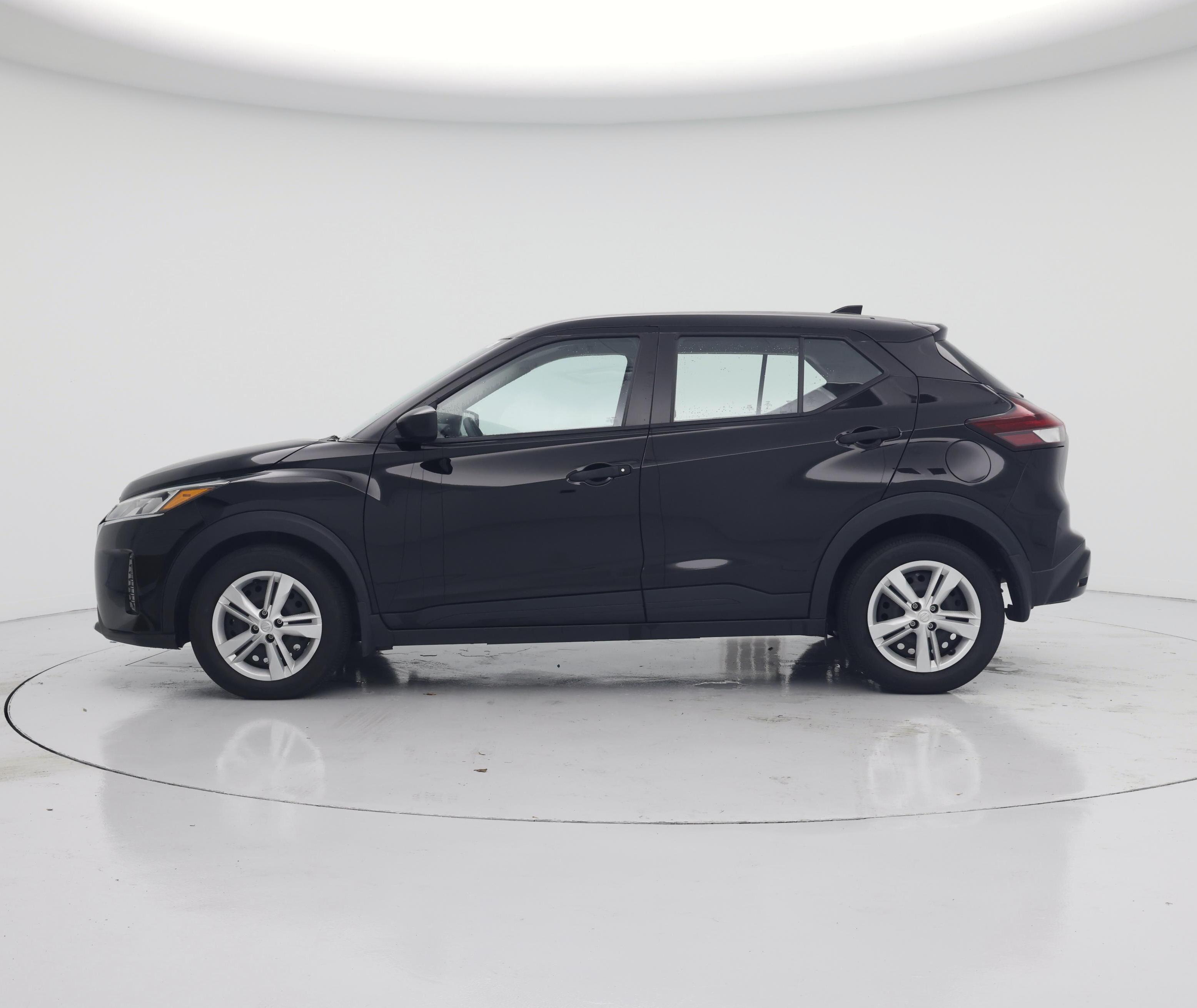 Thumbnail: 2024 Nissan Kicks - 3