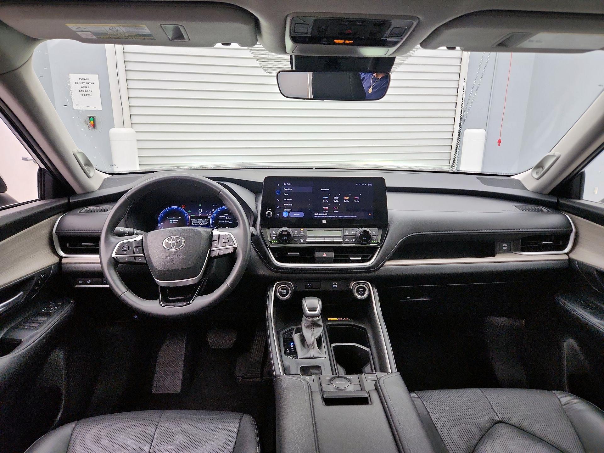 Thumbnail: 2024 Toyota Grand Highlander - 9