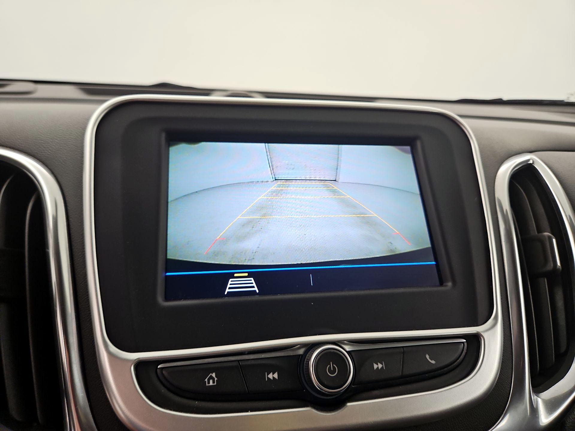 Thumbnail: 2019 Chevrolet Equinox - 14