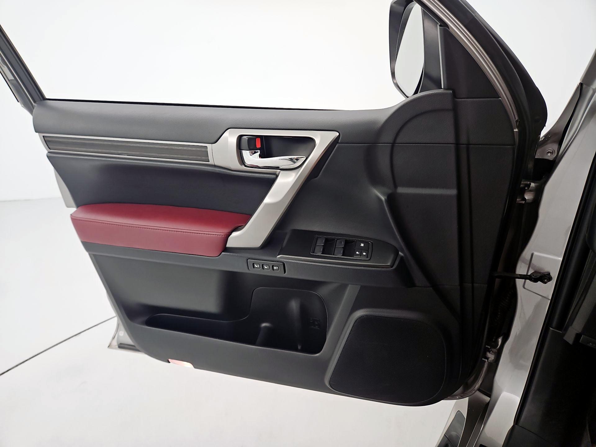Thumbnail: 2022 Lexus GX - 12