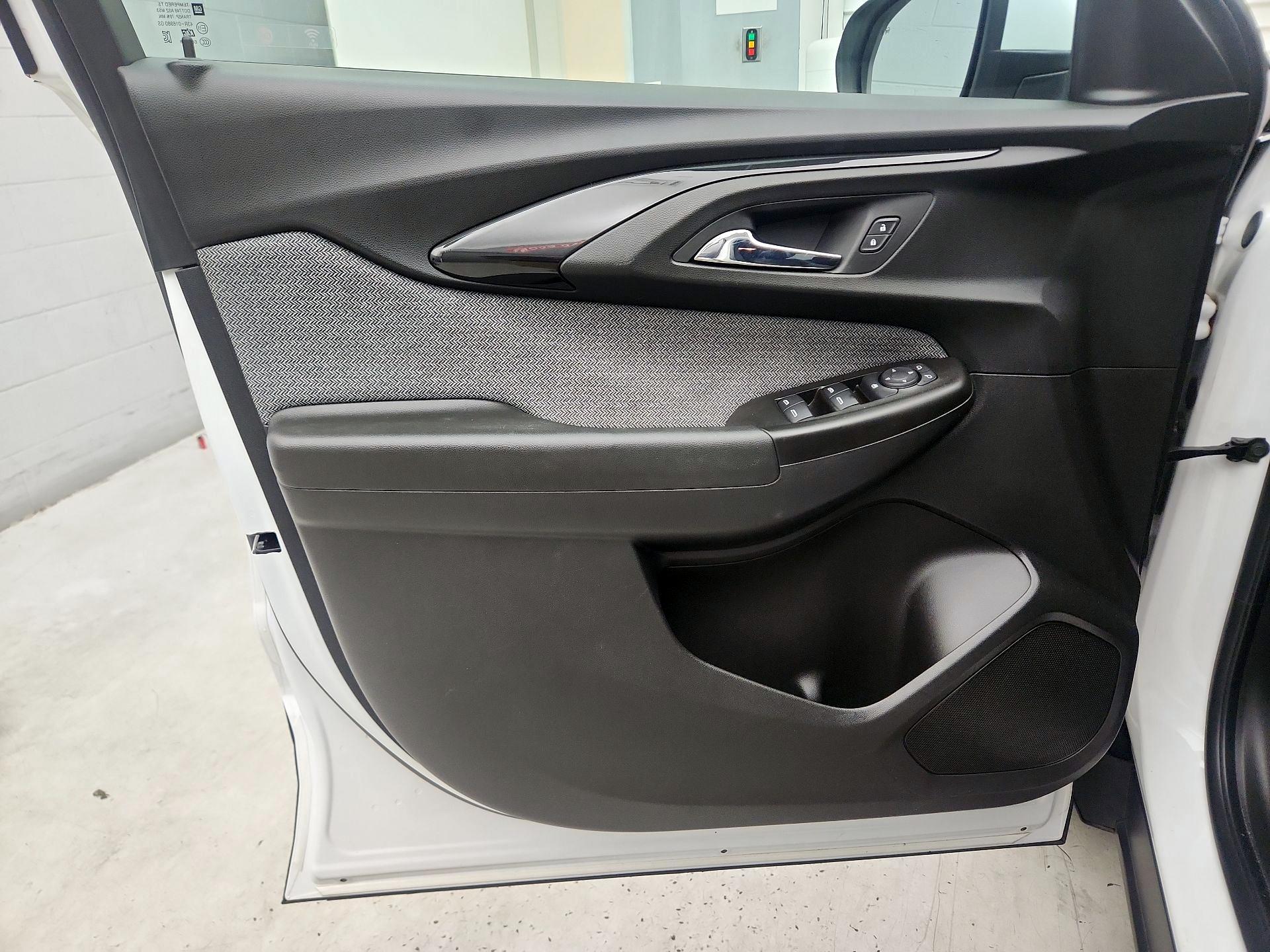 Thumbnail: 2021 Chevrolet TrailBlazer - 12
