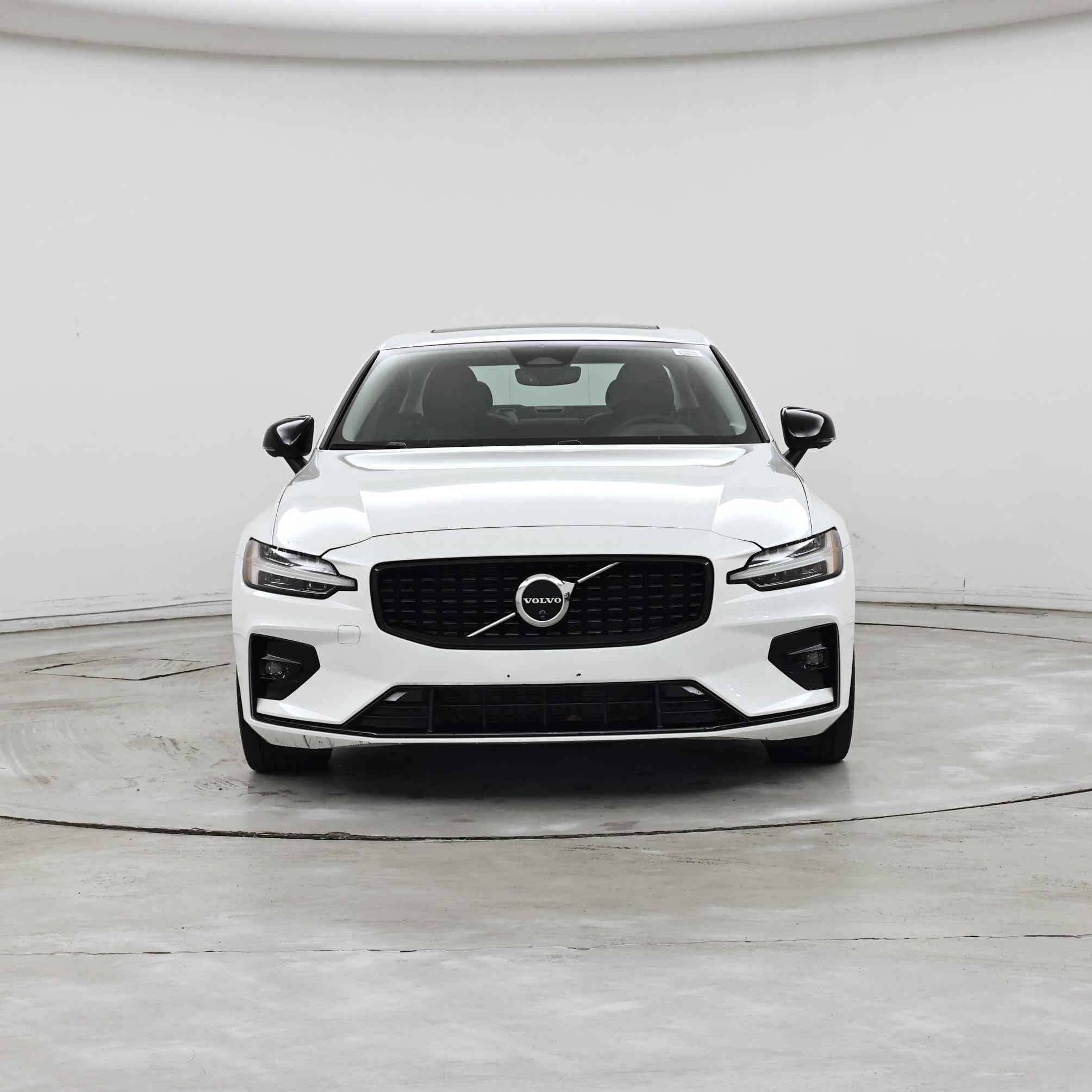 Thumbnail: 2024 Volvo S60 - 5