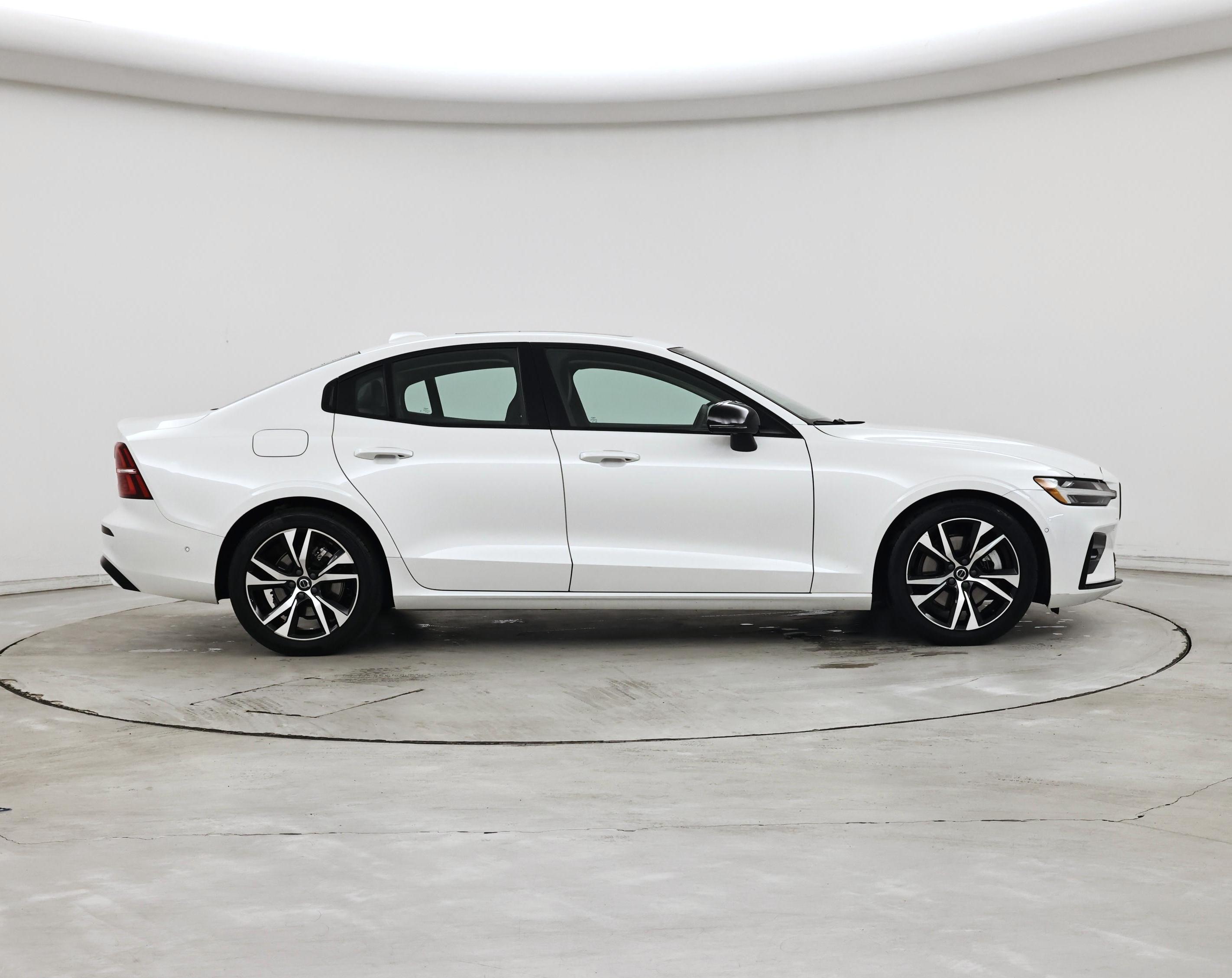 Thumbnail: 2024 Volvo S60 - 7