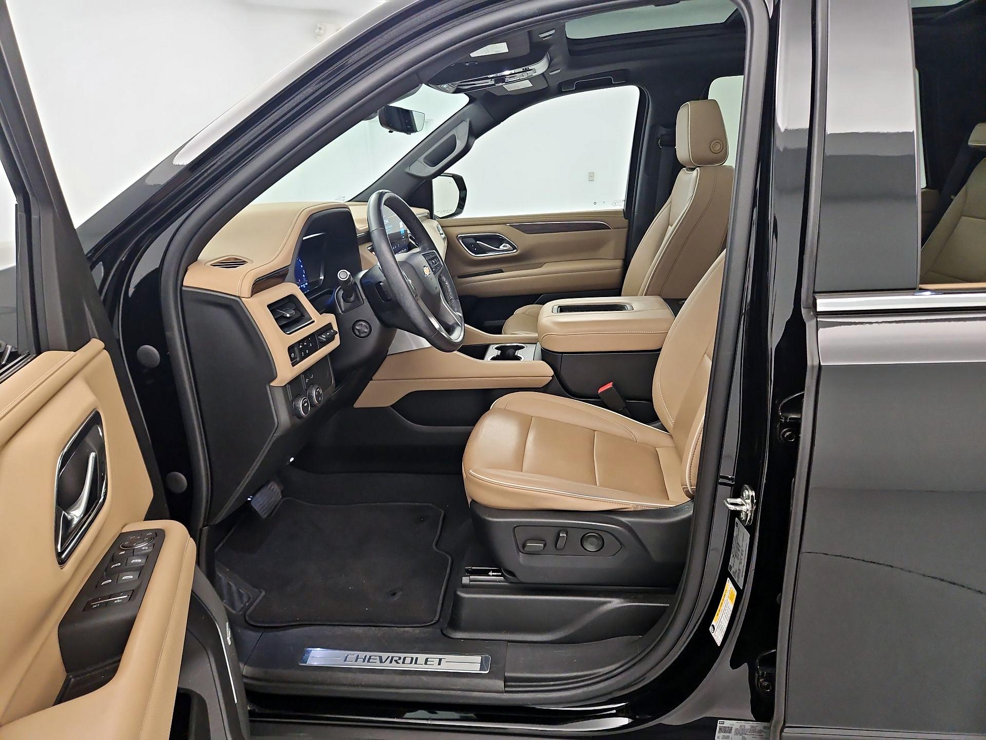 Thumbnail: 2023 Chevrolet Tahoe - 11