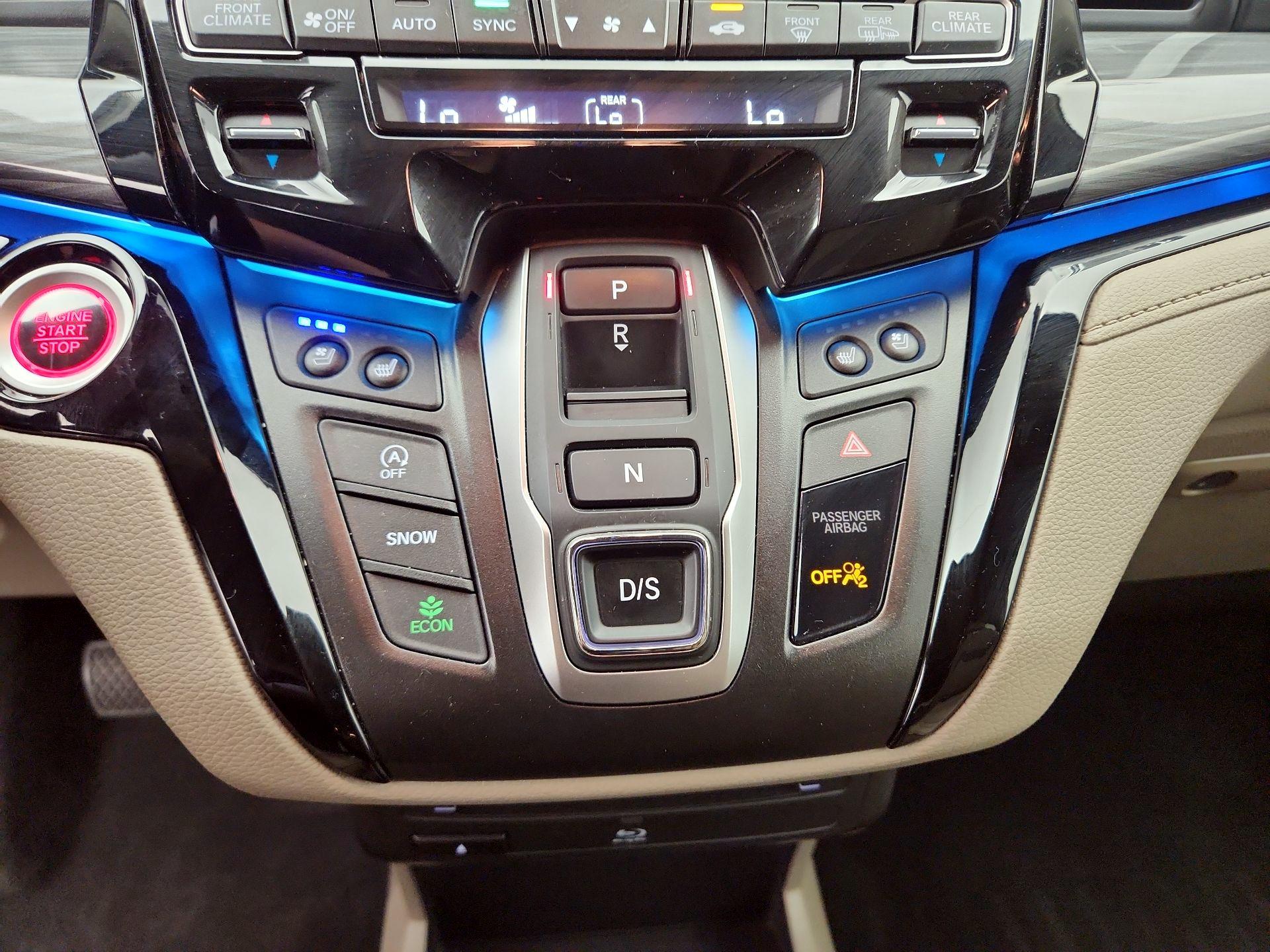 Thumbnail: 2023 Honda Odyssey - 18