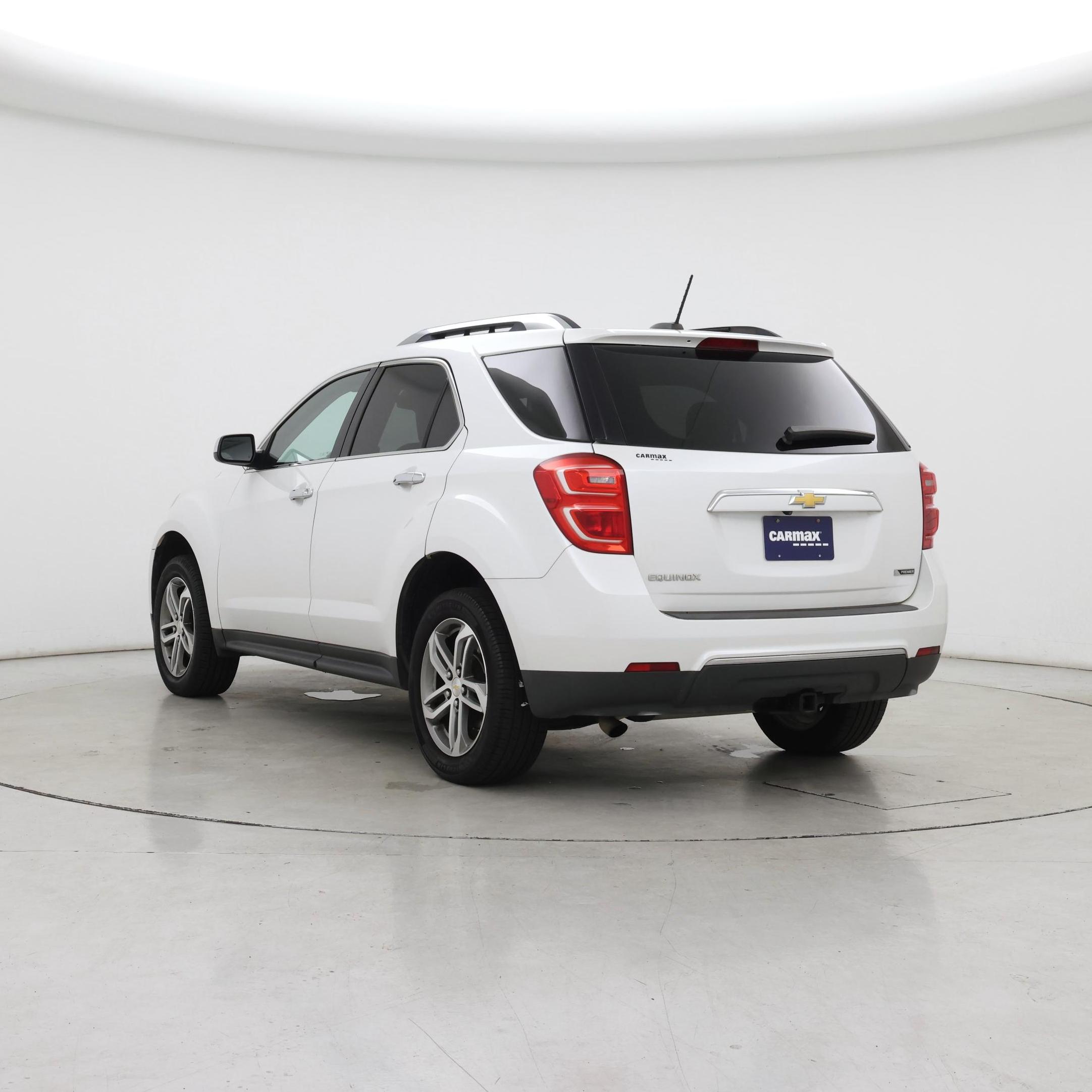 Thumbnail: 2017 Chevrolet Equinox - 2