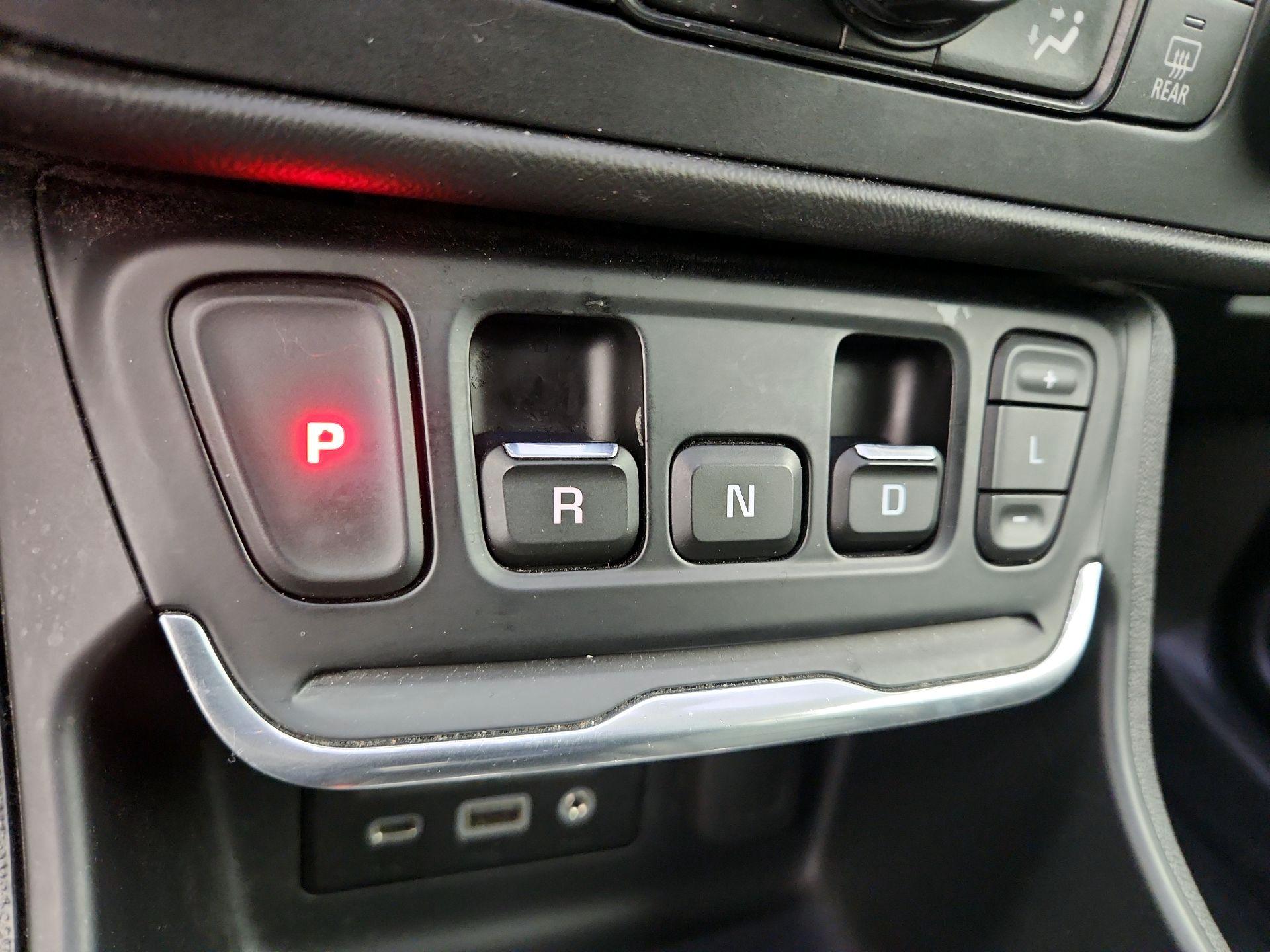 Thumbnail: 2020 GMC Terrain - 17