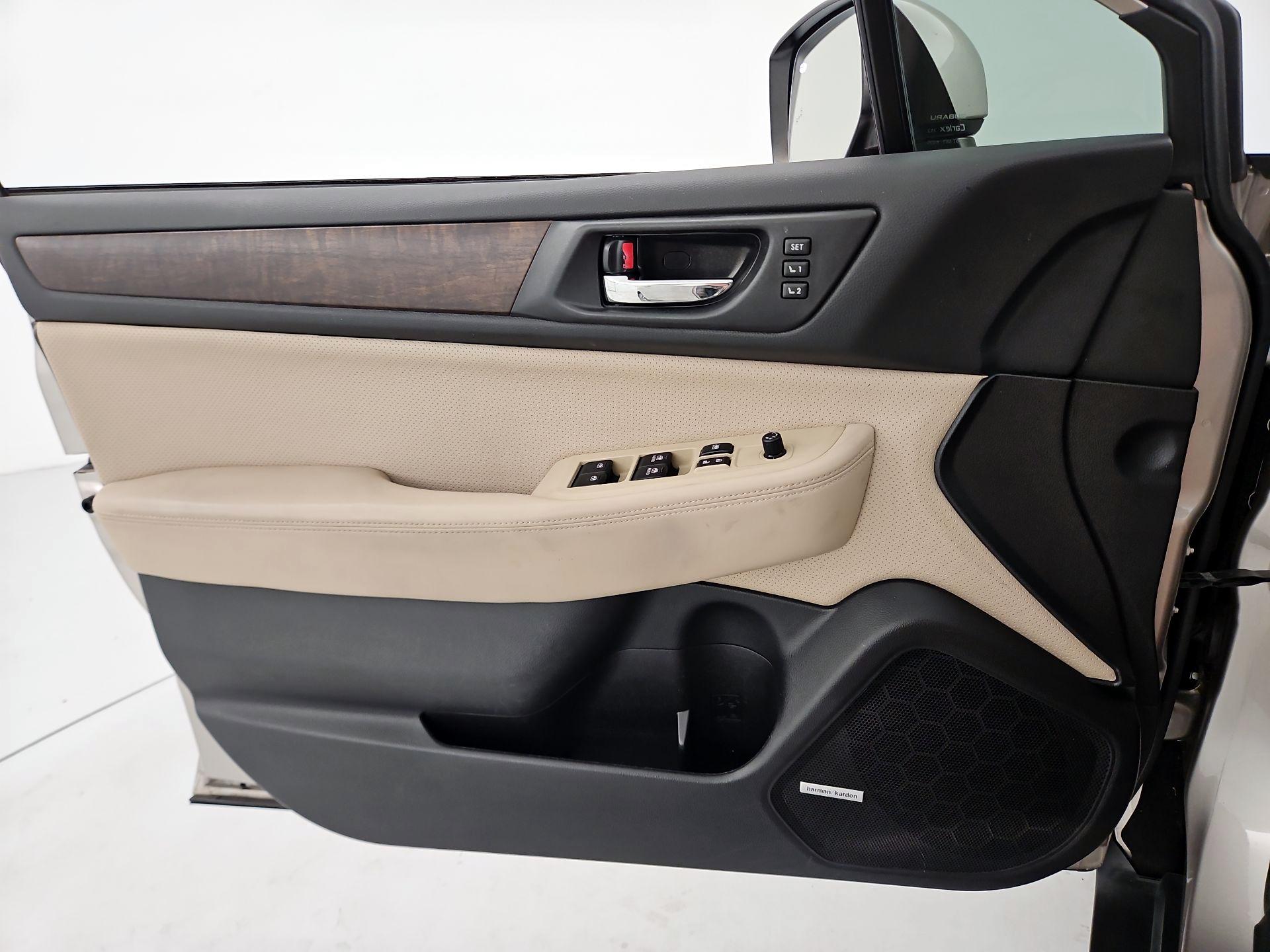 Thumbnail: 2016 Subaru Outback - 12