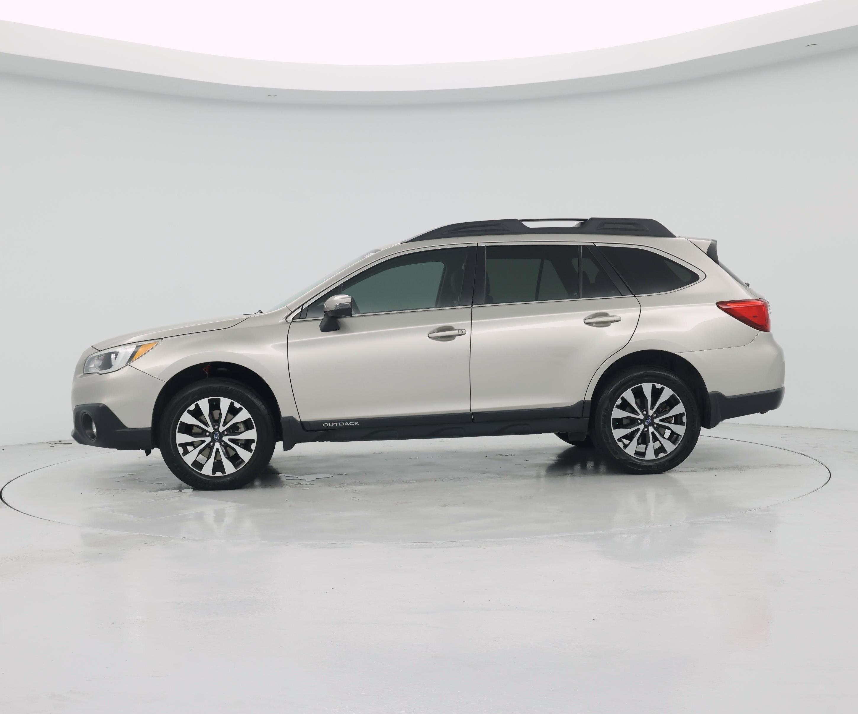 Thumbnail: 2016 Subaru Outback - 3