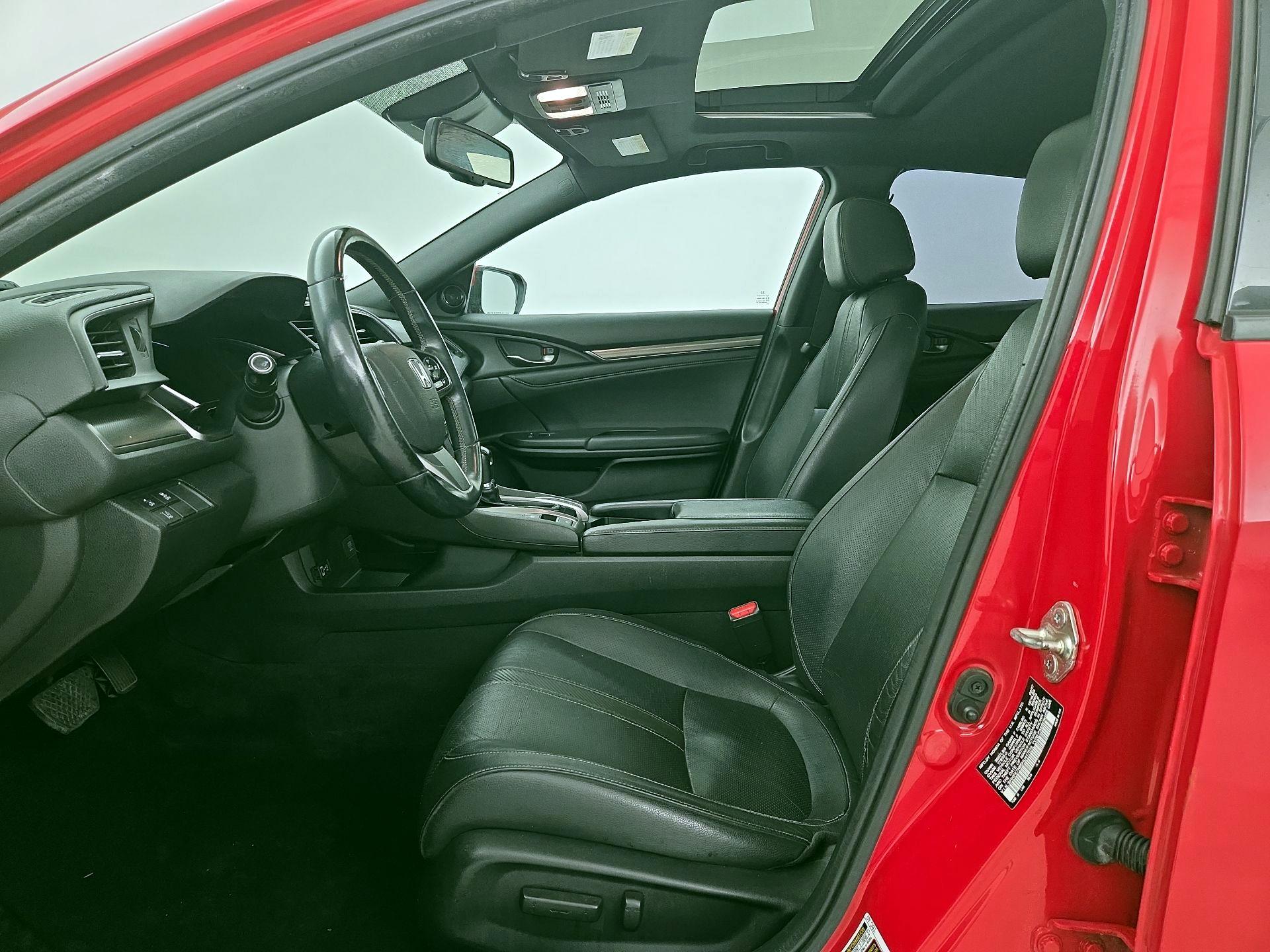 Thumbnail: 2017 Honda Civic - 11