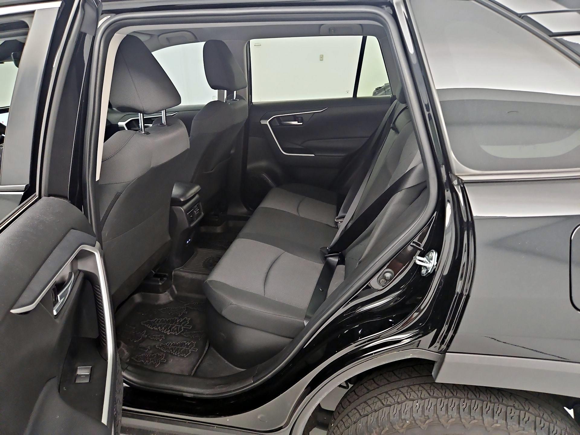 Thumbnail: 2025 Toyota RAV4 - 19