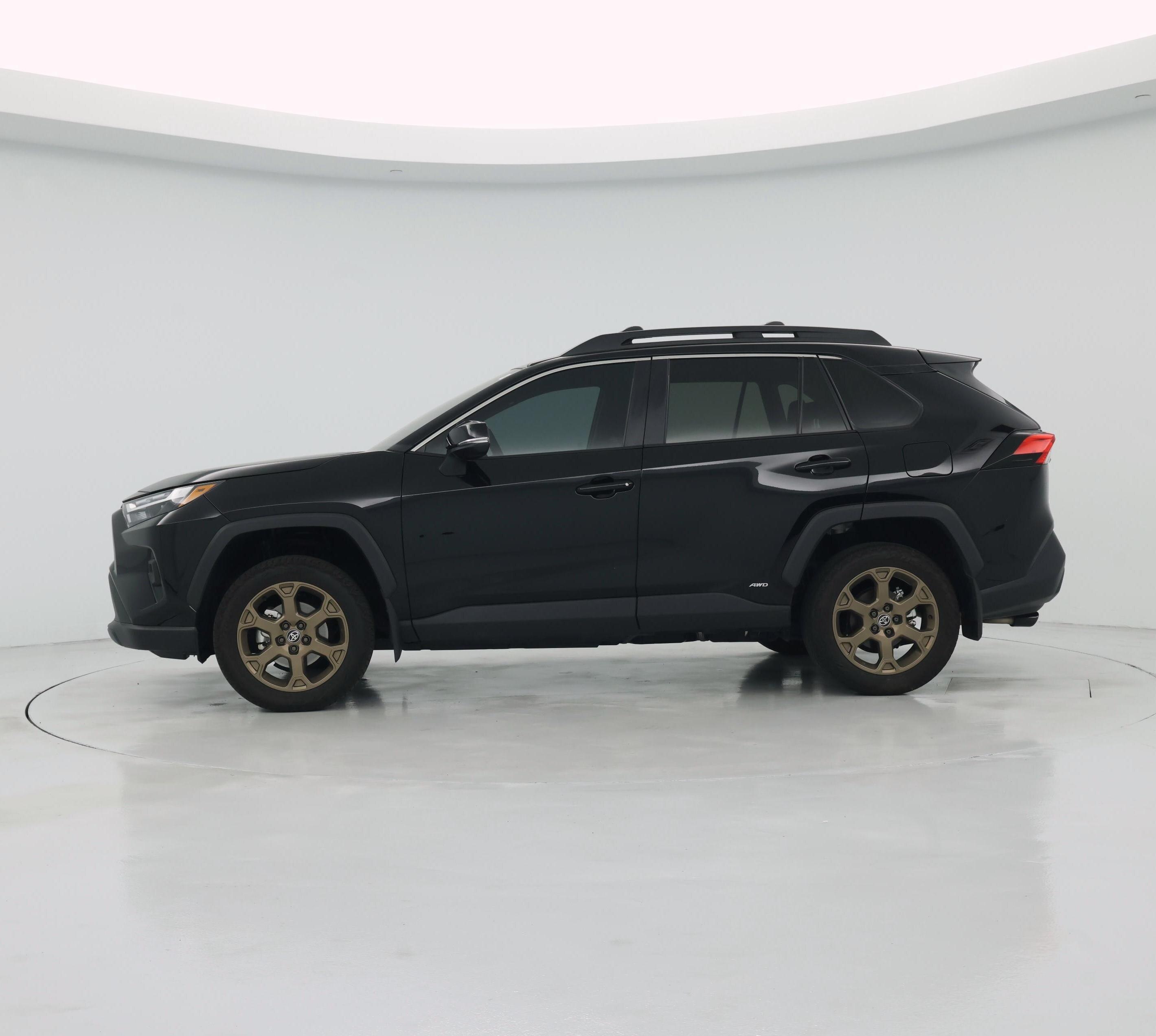 Thumbnail: 2025 Toyota RAV4 - 3