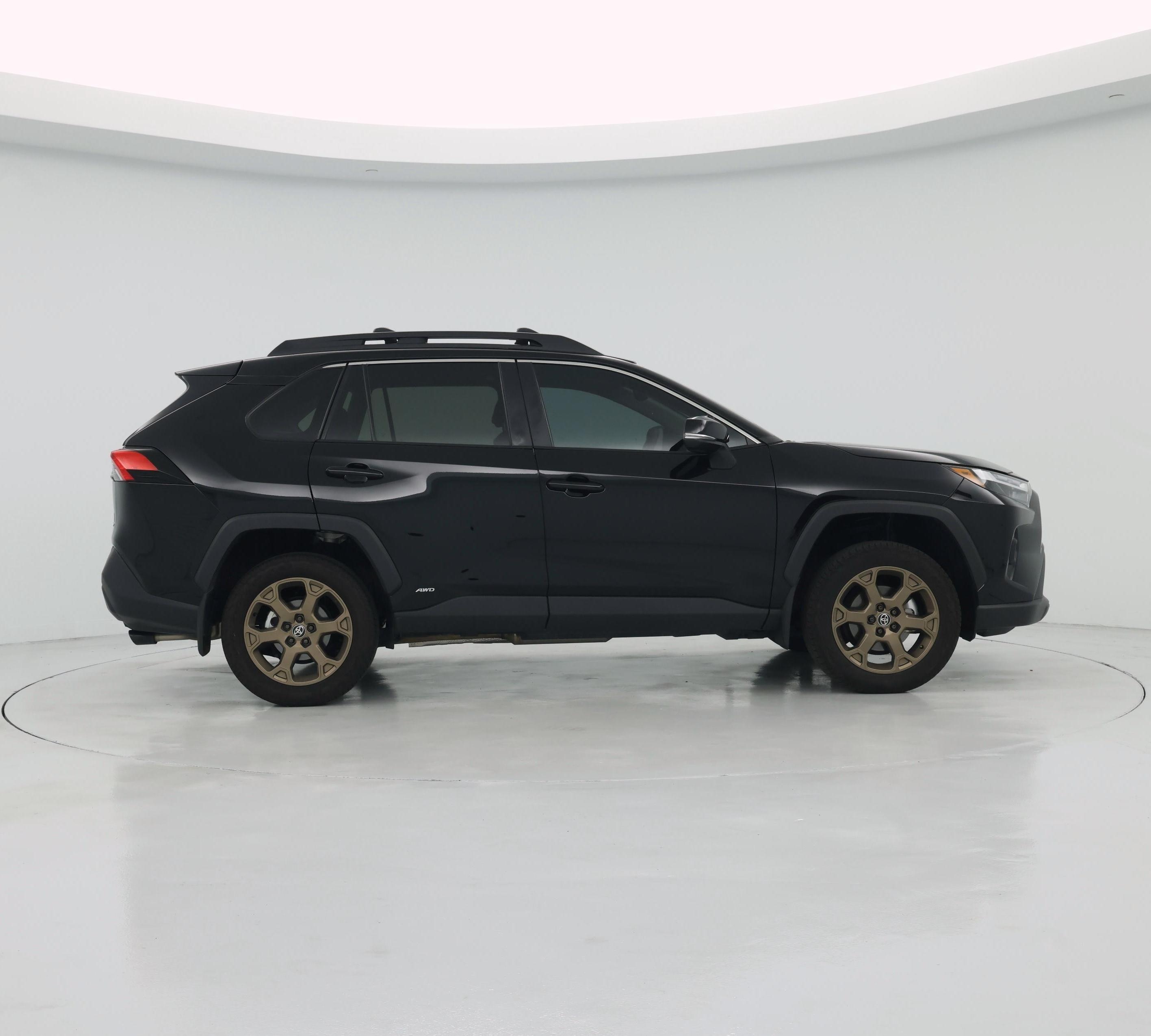 Thumbnail: 2025 Toyota RAV4 - 7