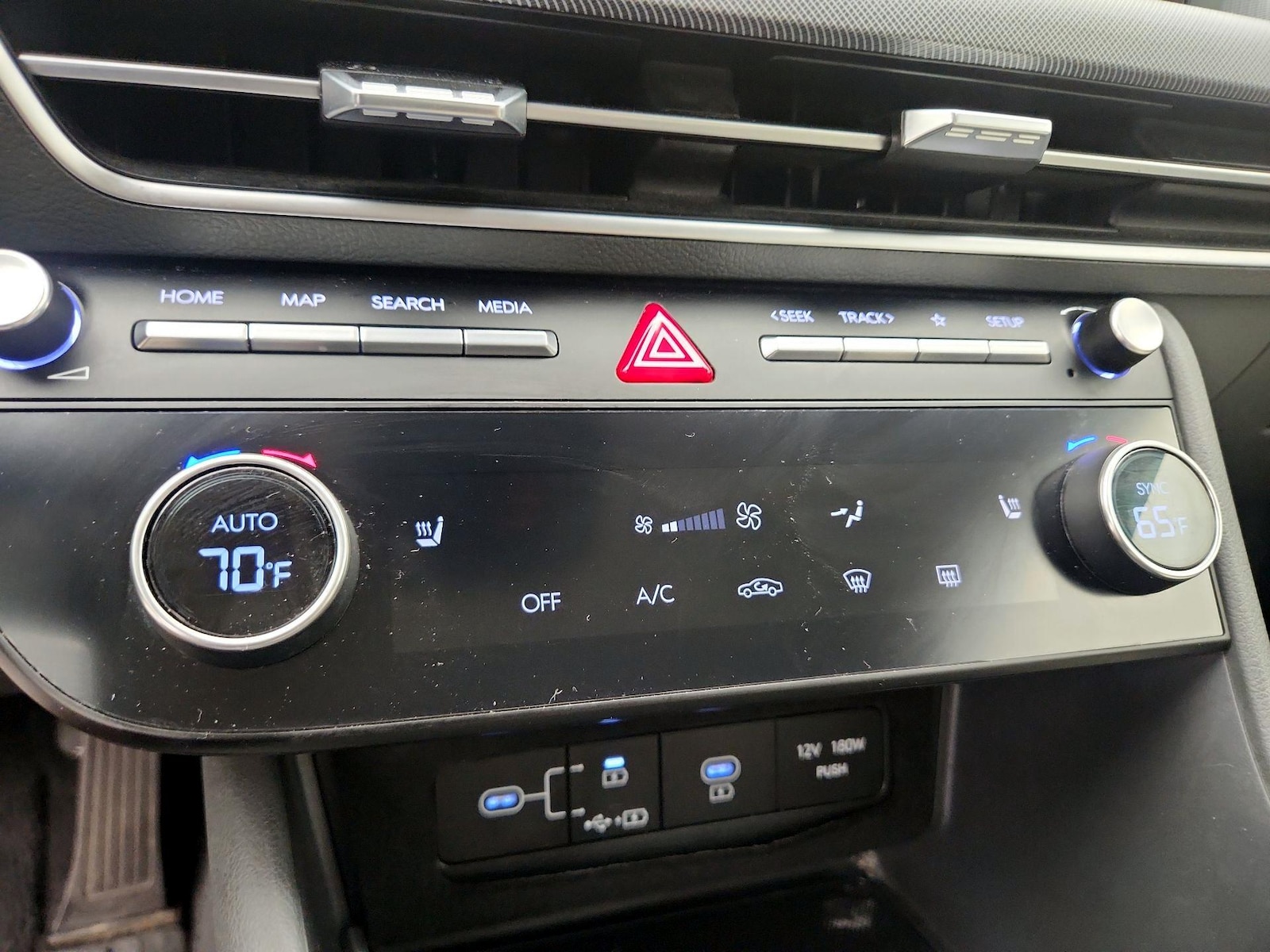 2025 Hyundai Sonata SEL - Photo 17