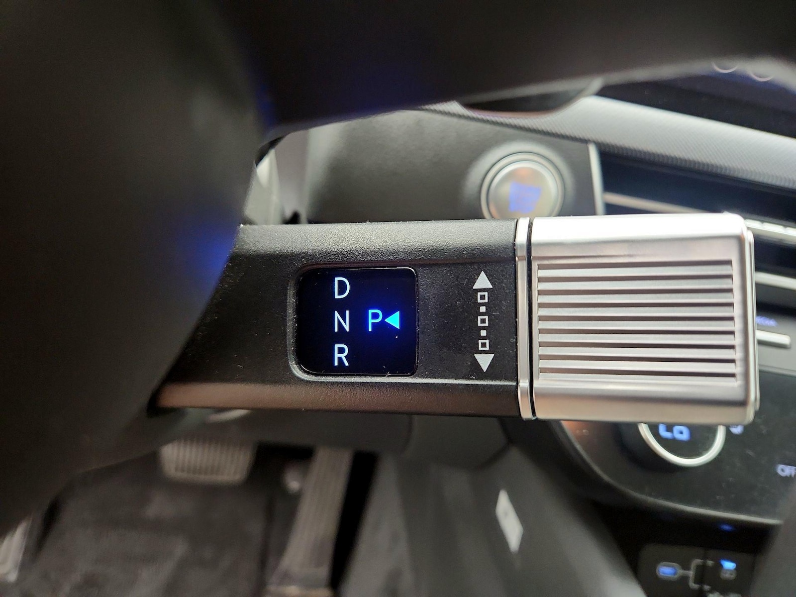 2025 Hyundai Sonata SEL - Photo 18