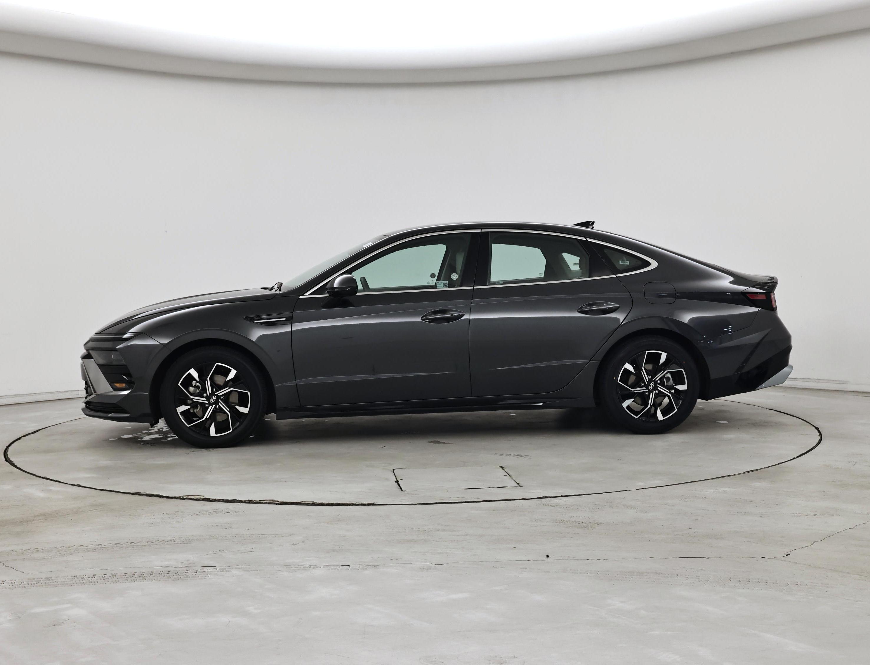 Thumbnail: 2025 Hyundai Sonata - 3