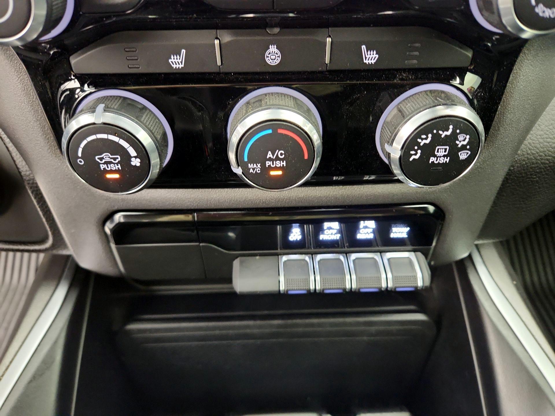 Thumbnail: 2025 RAM 1500 - 16