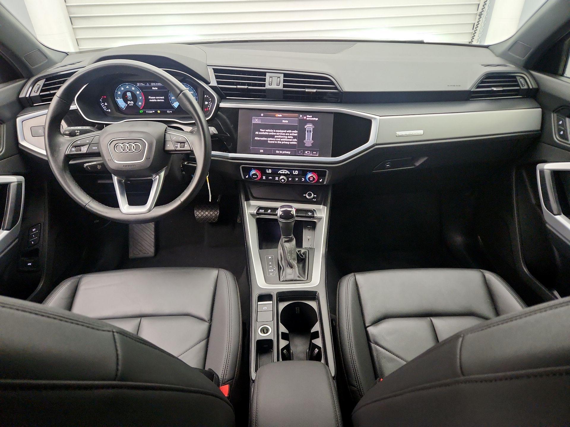 Thumbnail: 2022 Audi Q3 - 9