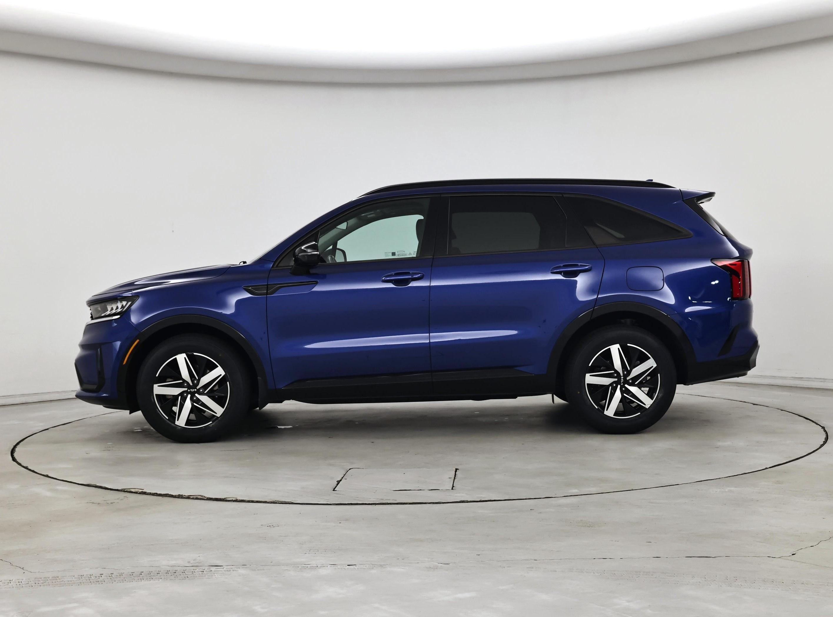 Thumbnail: 2023 Kia Sorento - 3