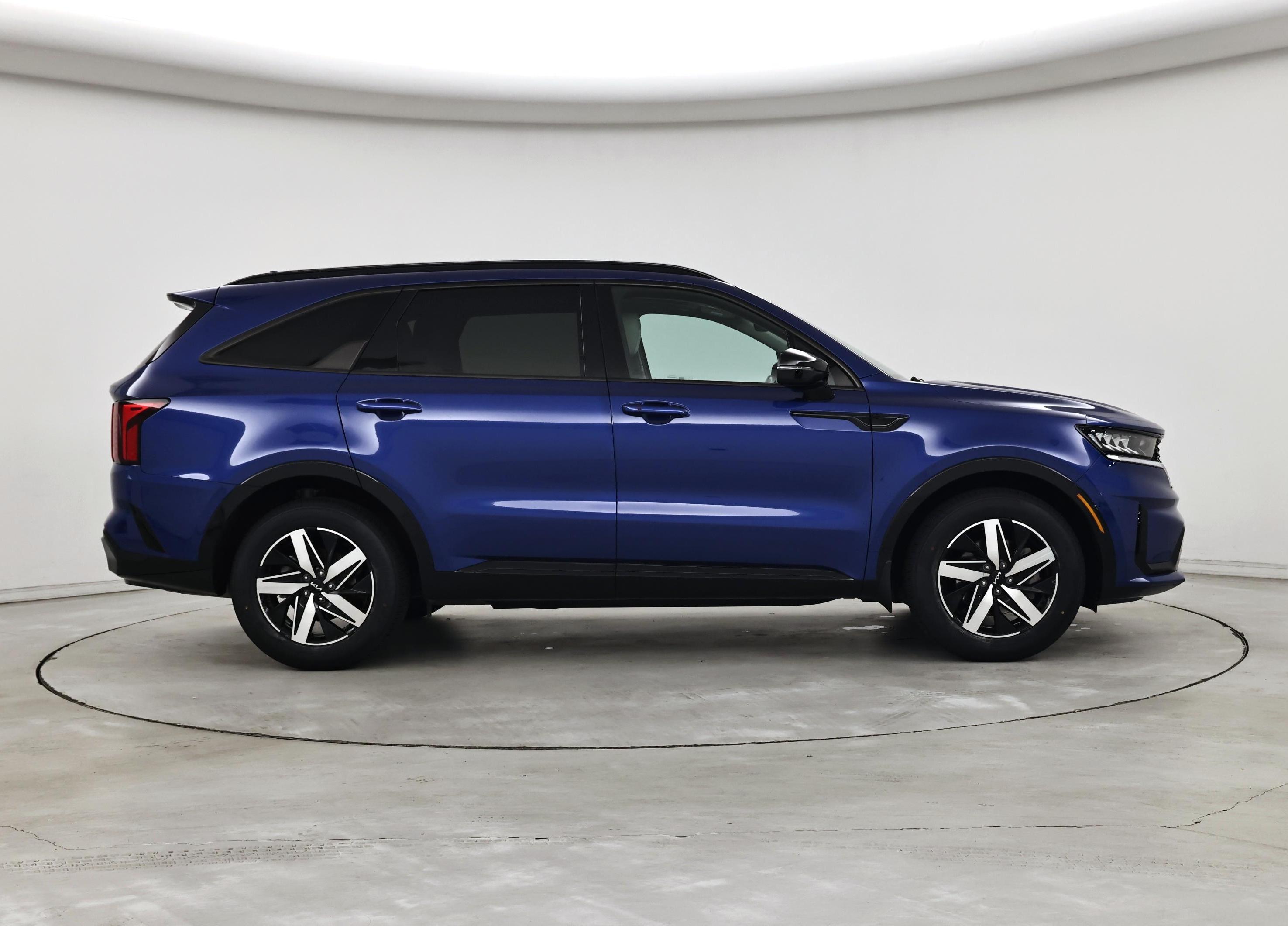 Thumbnail: 2023 Kia Sorento - 7