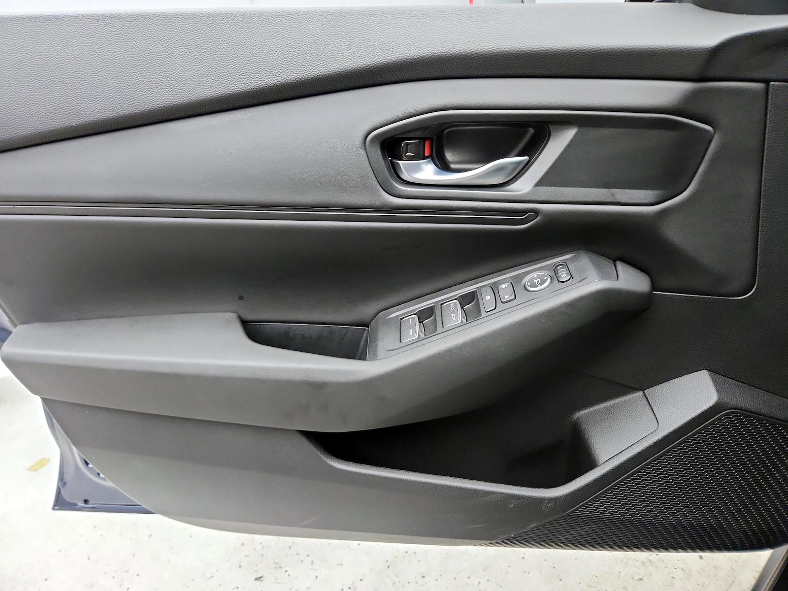2025 Honda Accord SE - Photo 13