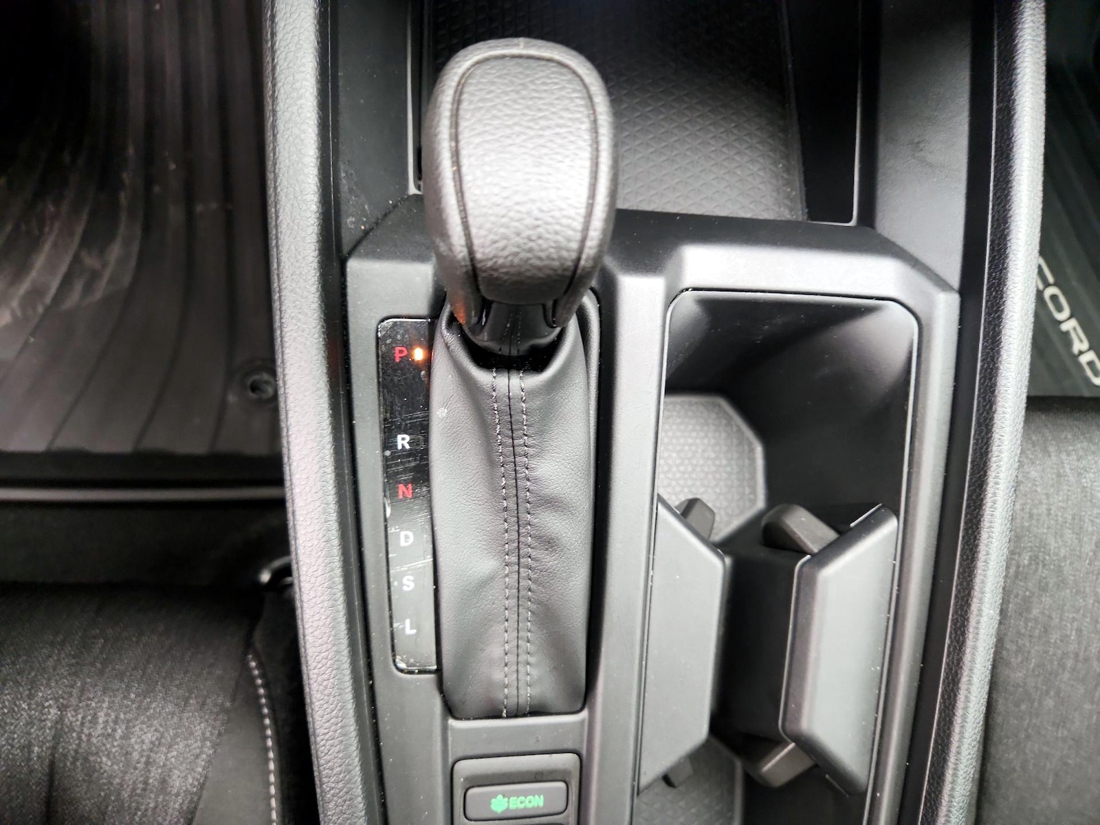 2025 Honda Accord SE - Photo 17