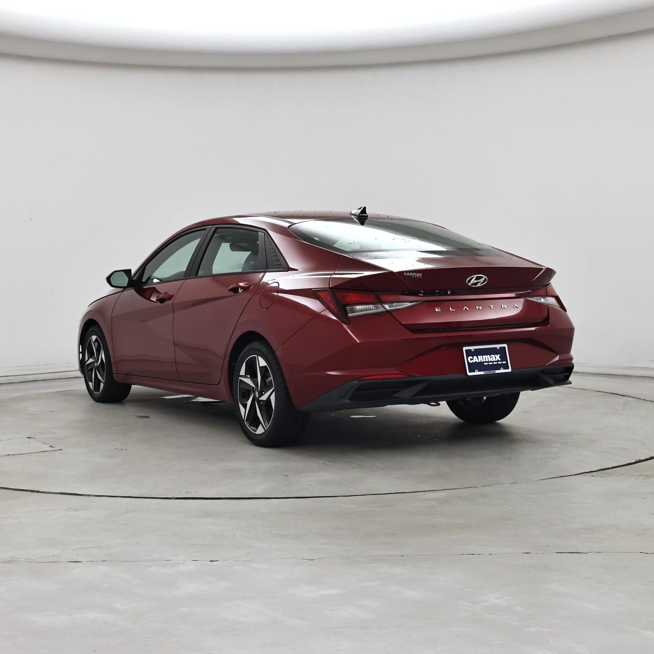 Thumbnail: 2023 Hyundai Elantra - 2