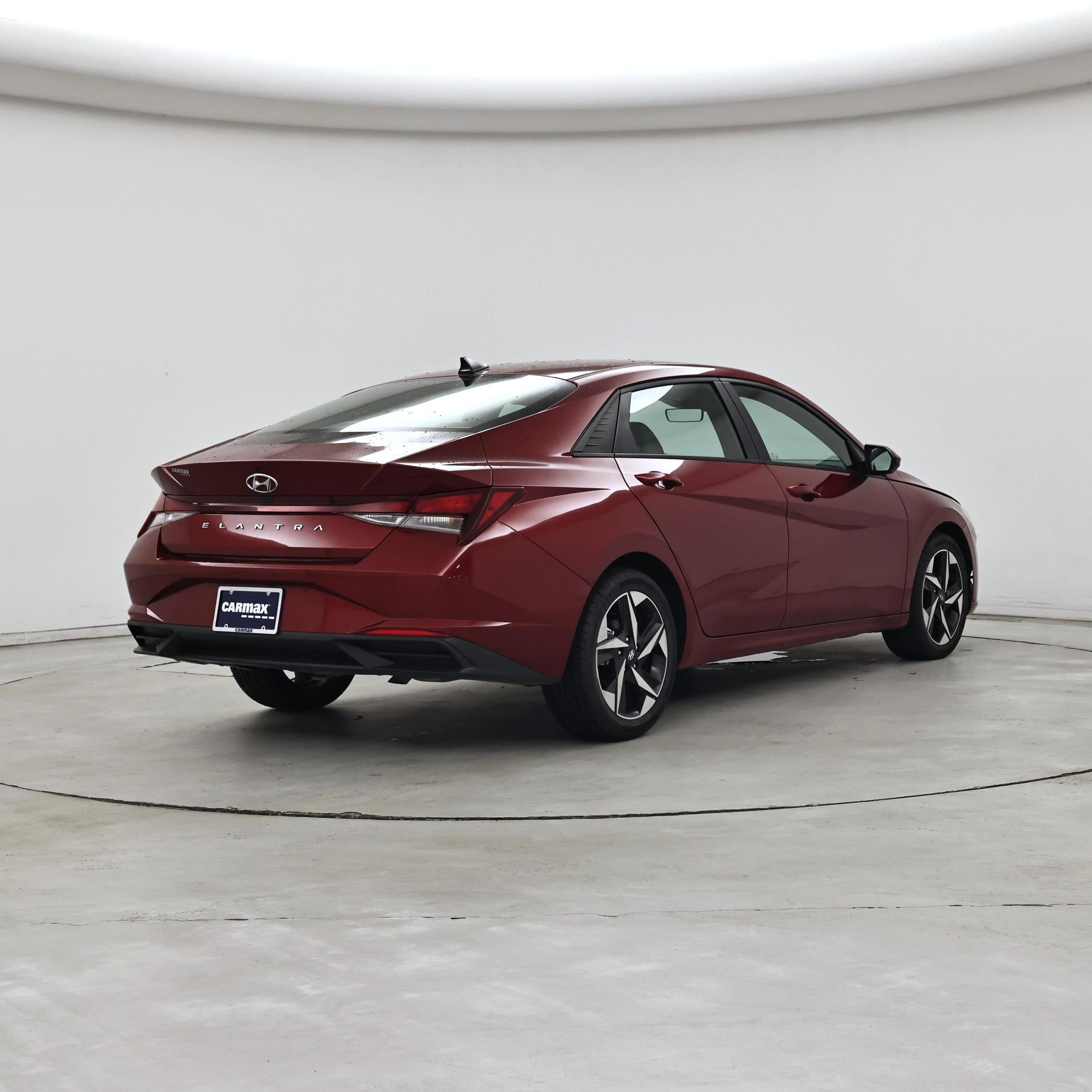 Thumbnail: 2023 Hyundai Elantra - 8