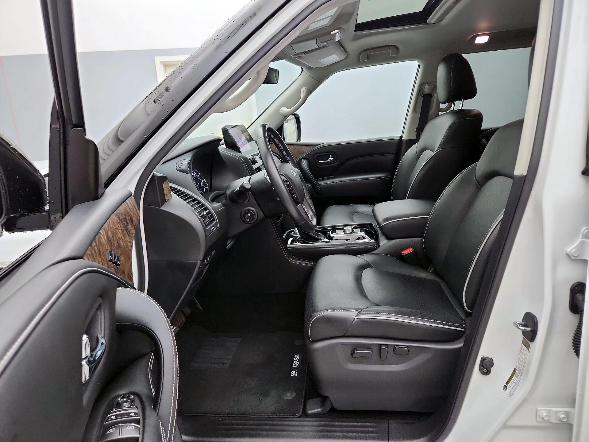 Thumbnail: 2023 INFINITI QX80 - 11