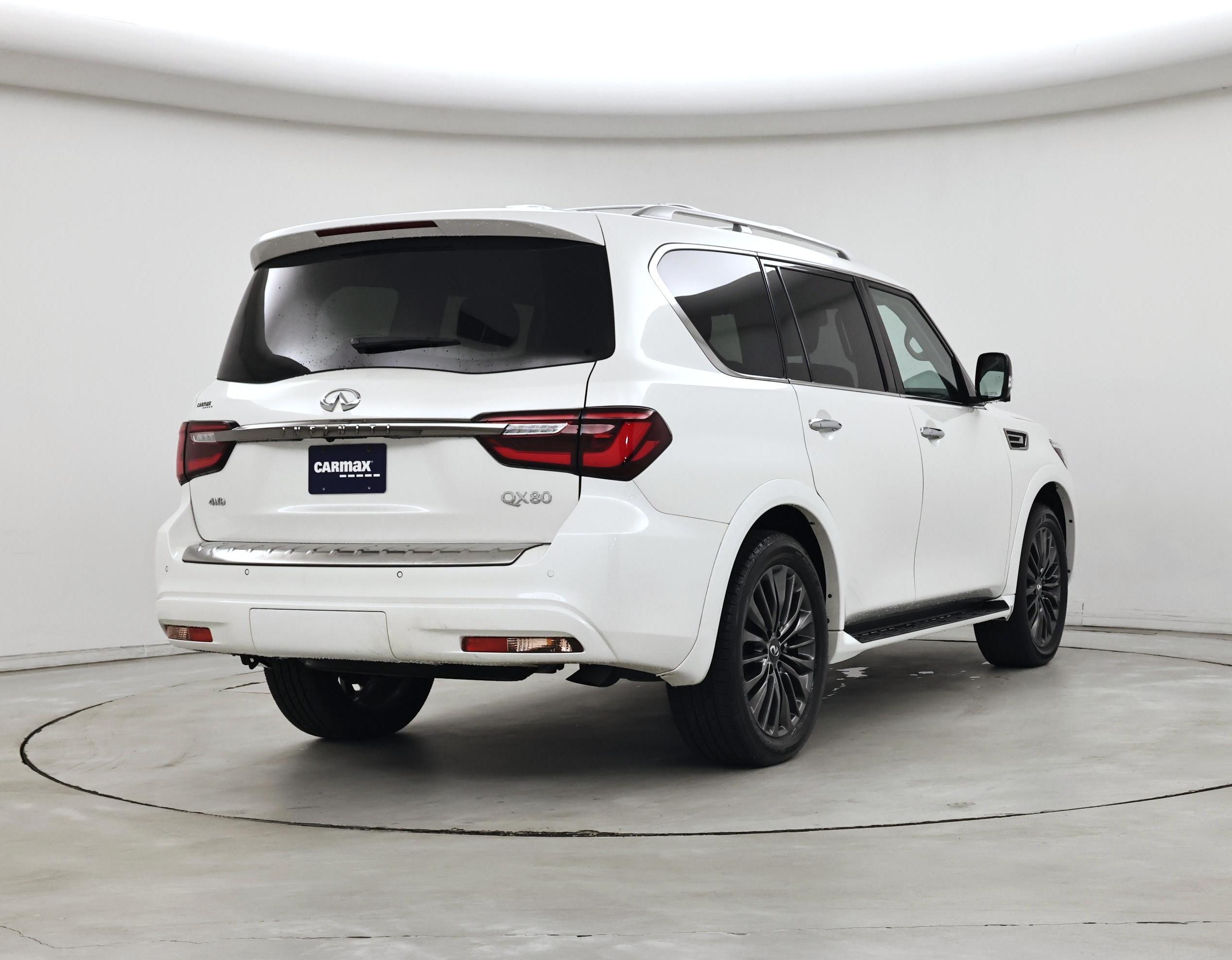 Thumbnail: 2023 INFINITI QX80 - 8