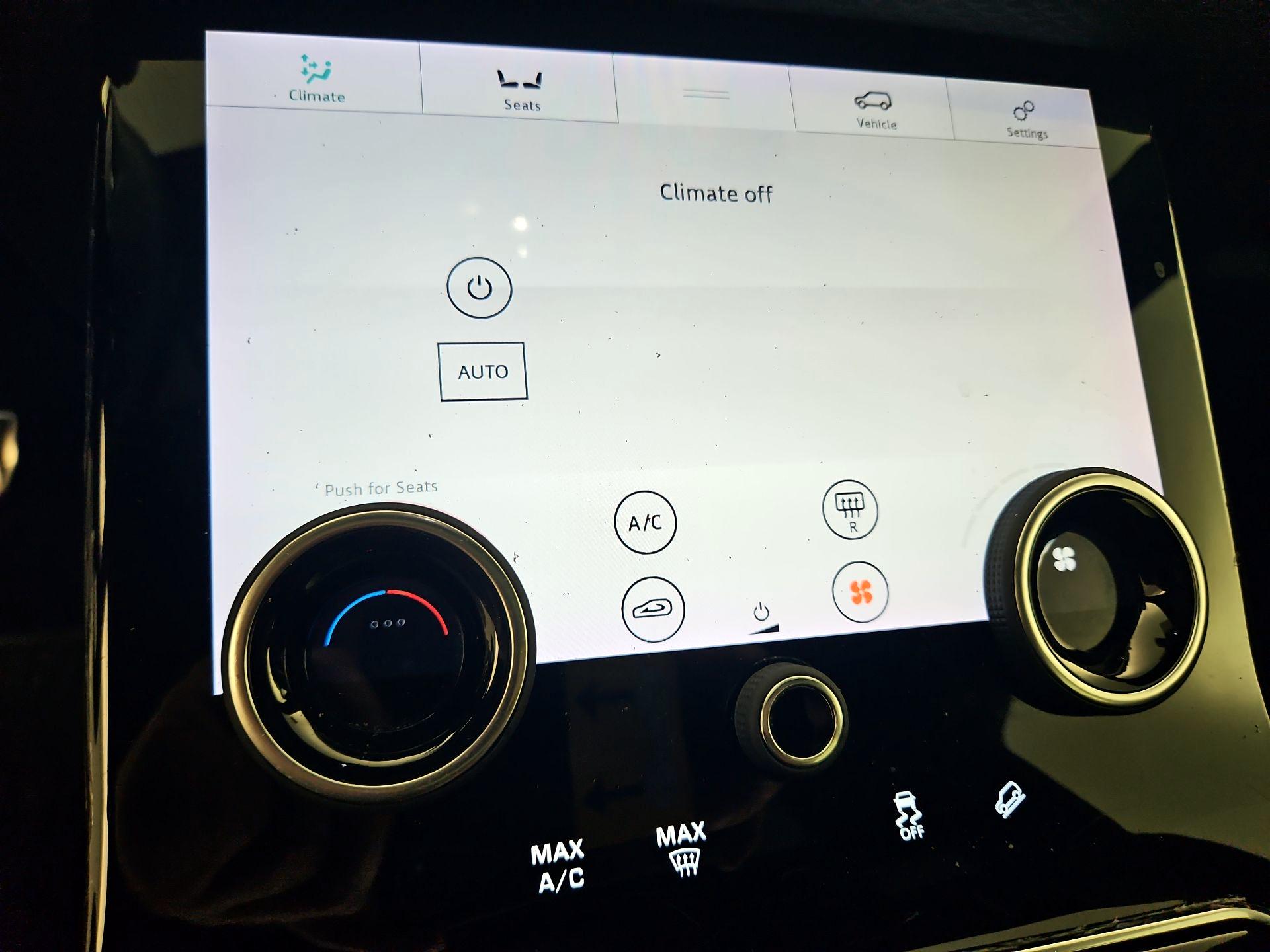 Thumbnail: 2019 Land Rover Range Rover Velar - 17