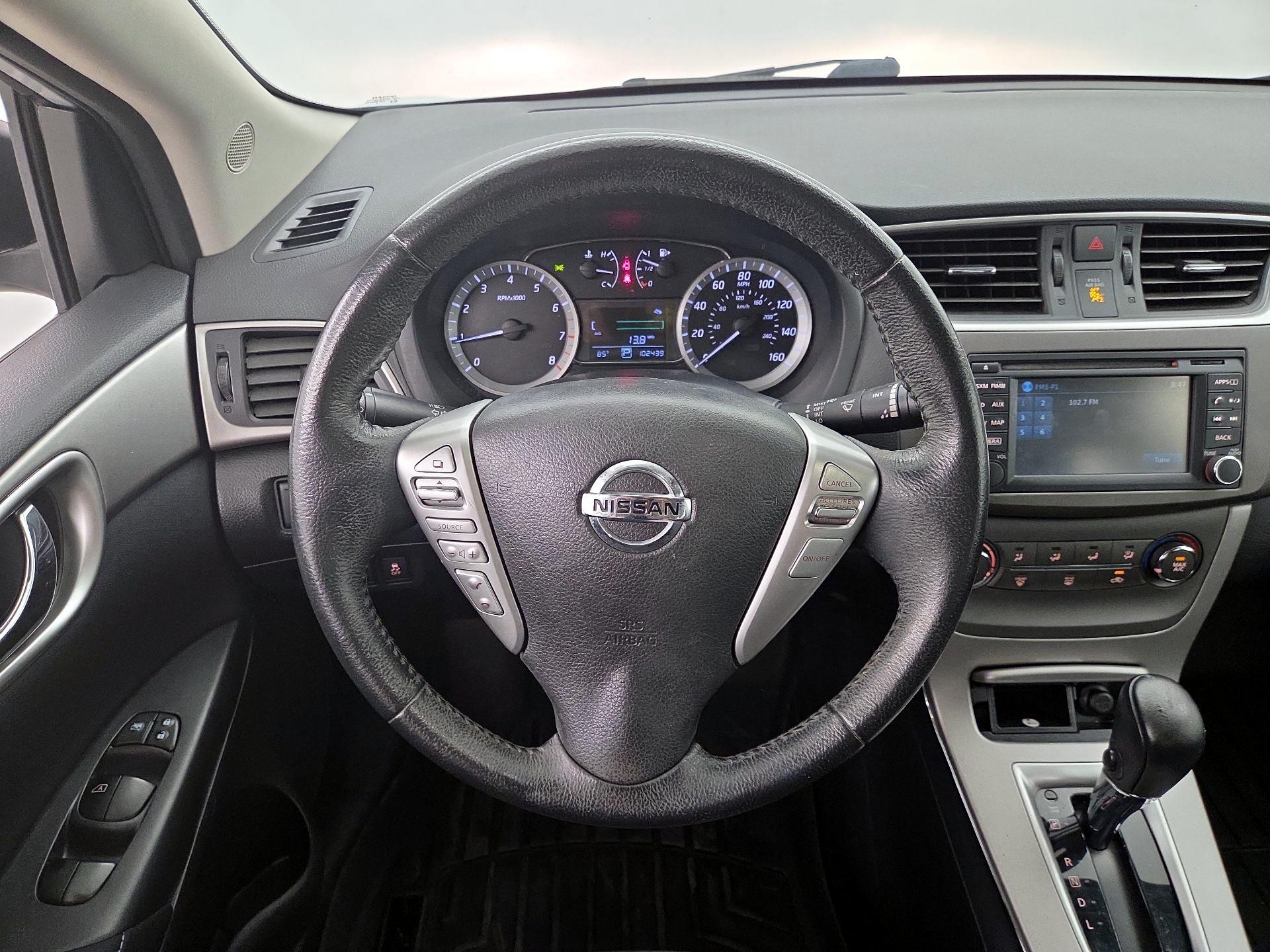 Thumbnail: 2014 Nissan Sentra - 10